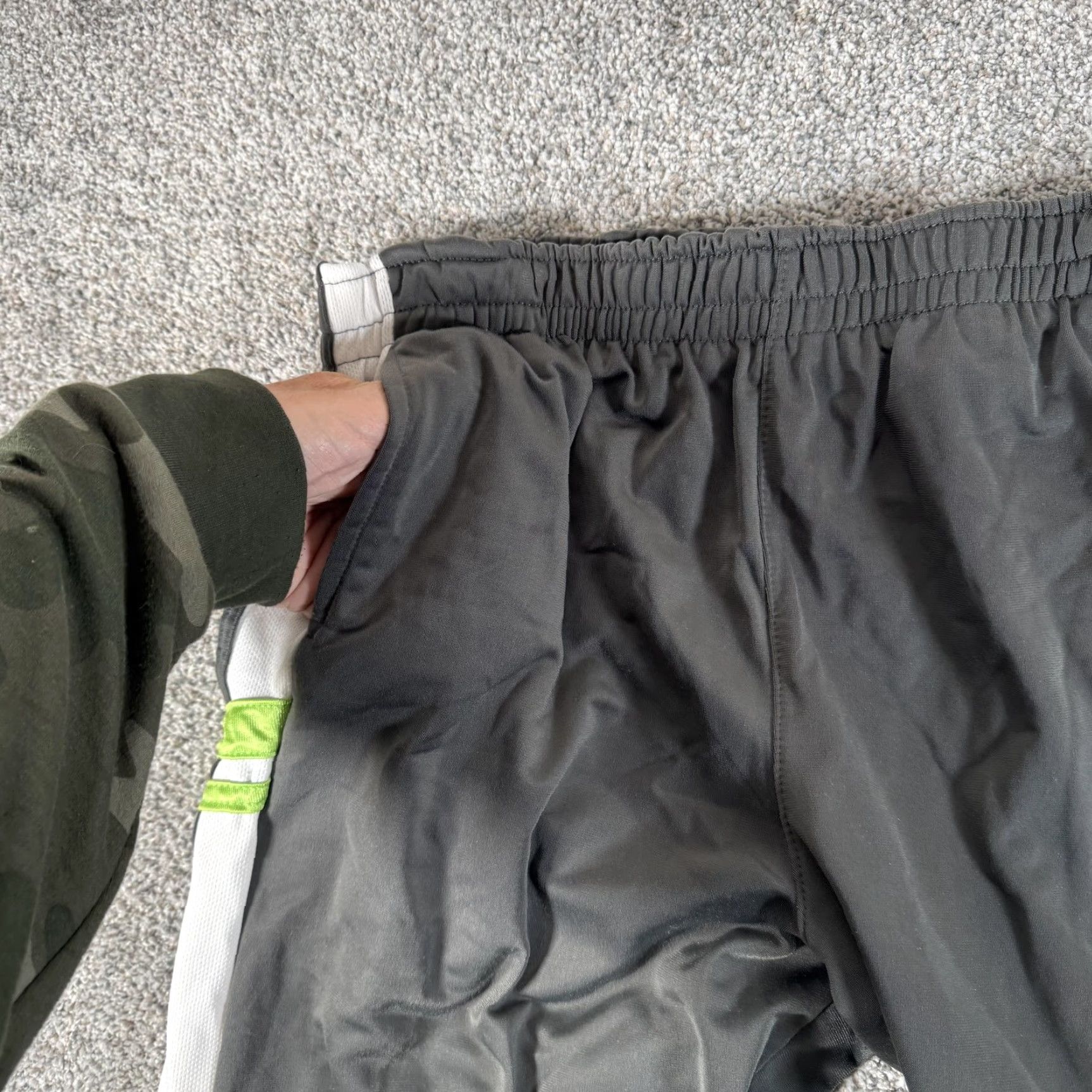 Champion Champion Pants Medium Gray White Green Athletic Side Stripe Track Logo Mens Size US 31 - 6 Thumbnail