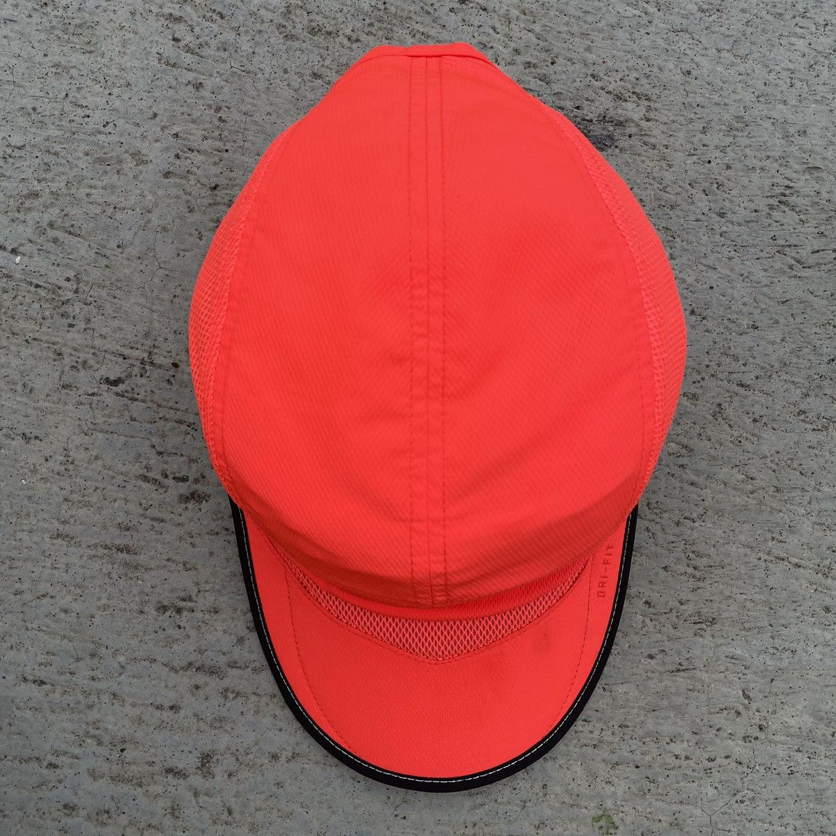 Nike Nike neon dry-fit hat Size ONE SIZE - 15 Thumbnail