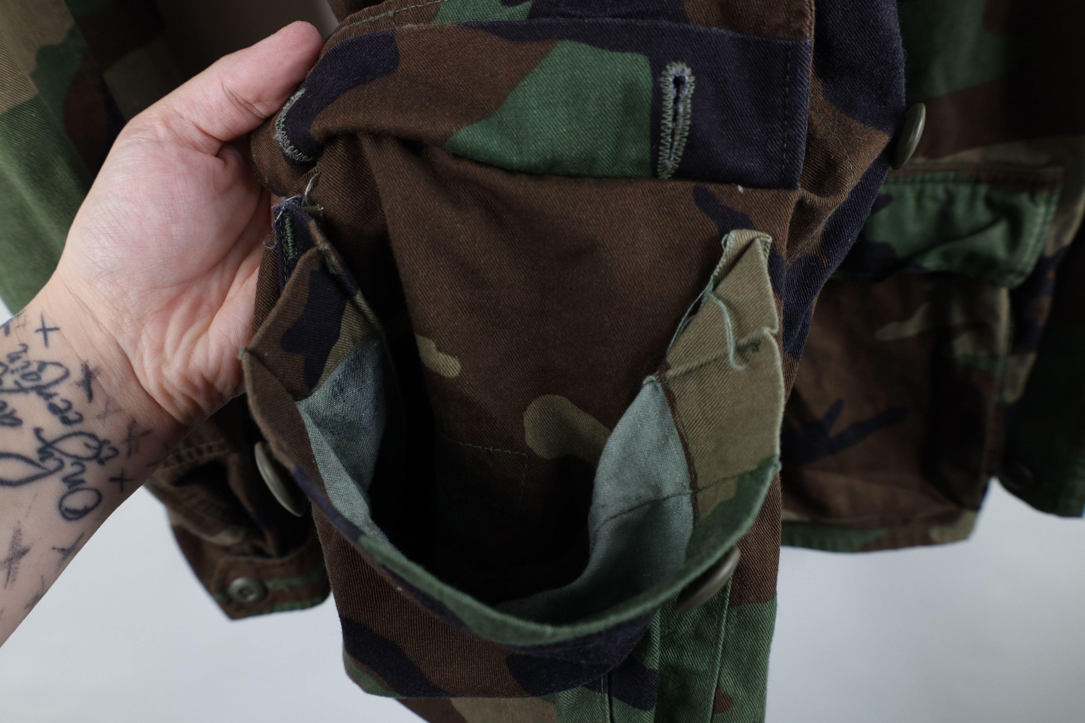 Vintage Vintage 80s USMC Woodland Camouflage Combat Coat Jacket USA Size US S / EU 44-46 / 1 - 7 Thumbnail