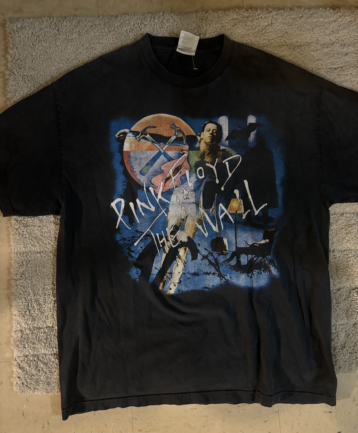 Pink Floyd Pink Floyd The Wall Vintage T Shirt Size L Fits Medium Size US M / EU 48-50 / 2 - 1 Thumbnail