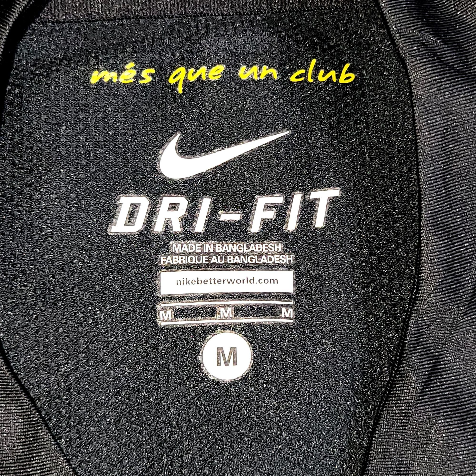 Nike Messi Barcelona 2011 2012 Away Soccer Jersey Shirt M Size US M / EU 48-50 / 2 - 5 Thumbnail