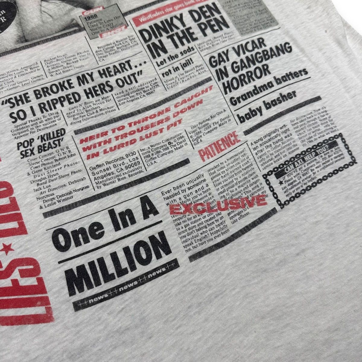 Vintage 1989 Guns N Roses GN’R Lies Album Promo Tshirt Size US M / EU 48-50 / 2 - 17 Thumbnail