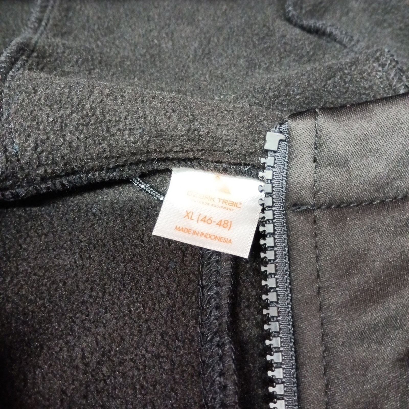 Other Ozark Trail Men's Size XL Black Hooded Softshell Jacket Size US XL / EU 56 / 4 - 5 Thumbnail