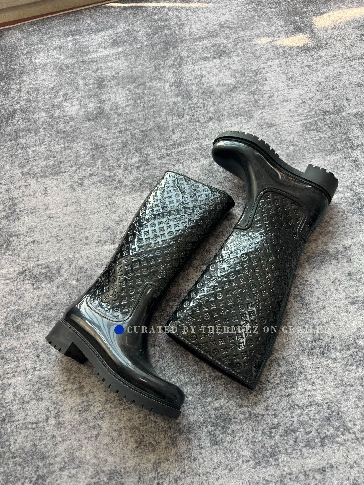 Louis Vuitton Louis Vuitton Monogram Tall Rain Boots Size US 5 / IT 35 - 1 Thumbnail