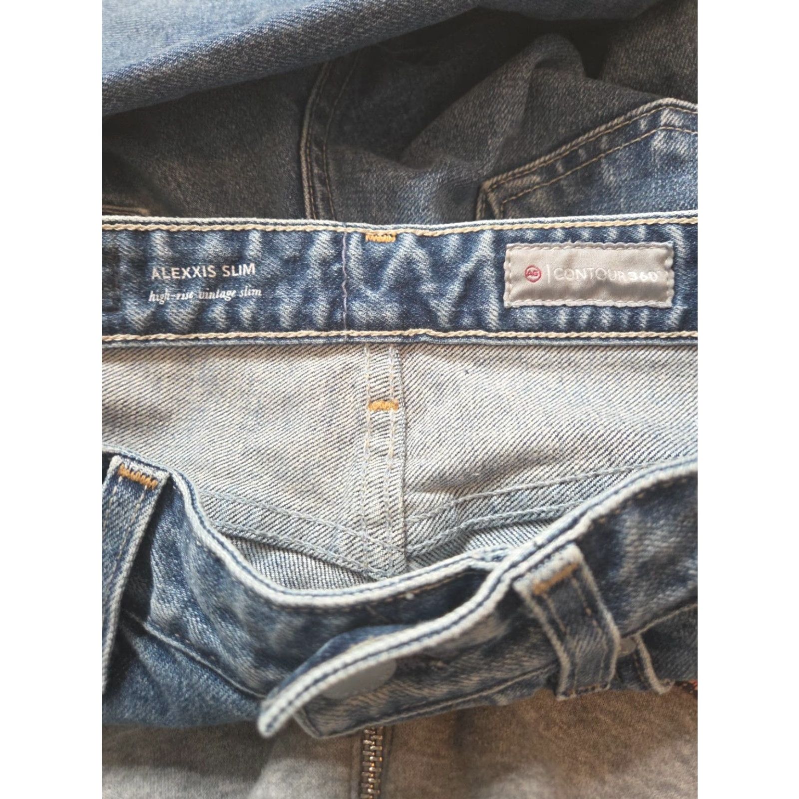 Vintage VINTAGE AG Adriano Goldschmied Women Jeans 27R Straight High Rise Contour 360 Blue Denim Slim Straight 28in Inseam 28in Size 27" / US 4 / IT 40 - 4 Thumbnail