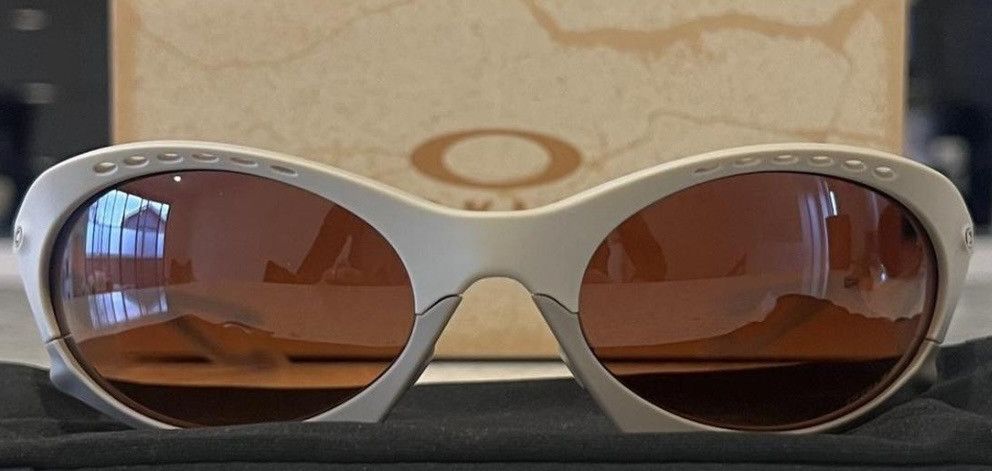 Oakley OAKLEY PLANTARIS Matte Sand sunglasses TRAVIS SCOTT Size ONE SIZE - 5 Thumbnail