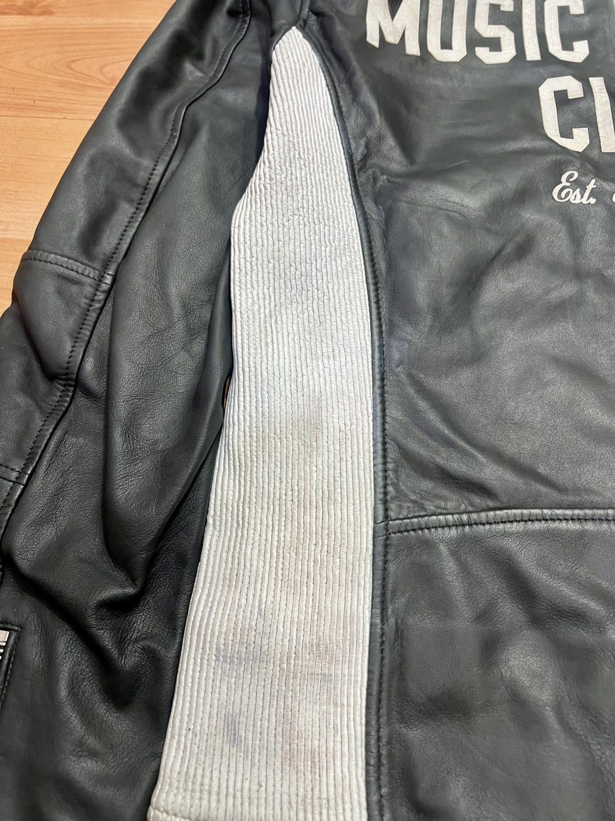 Diesel Diesel leather jacket size L Size US L / EU 52-54 / 3 - 5 Thumbnail