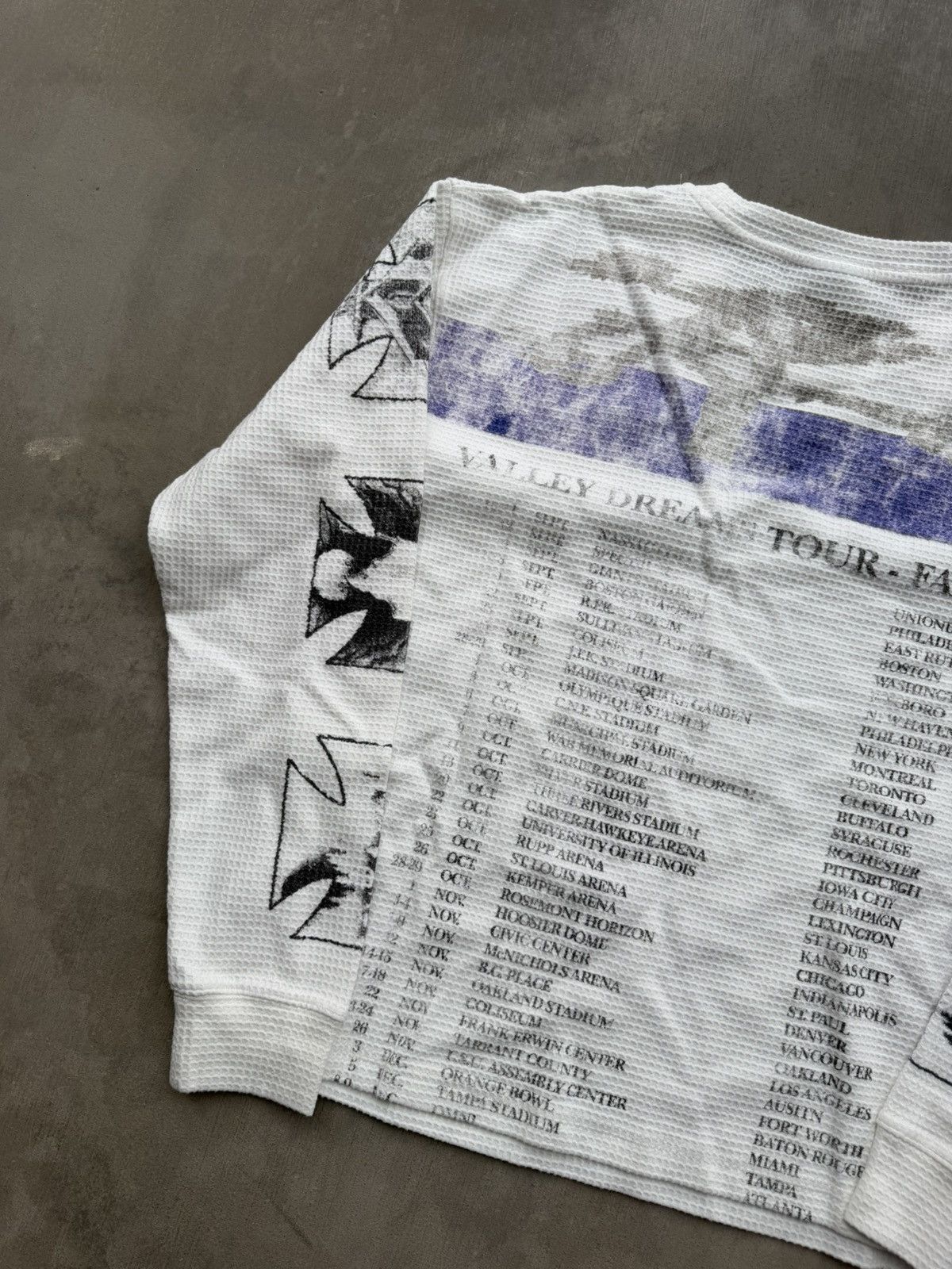 Vale Vale Forever Valley Slam Long-Sleeve Tee – White Large Size US L / EU 52-54 / 3 - 6 Thumbnail