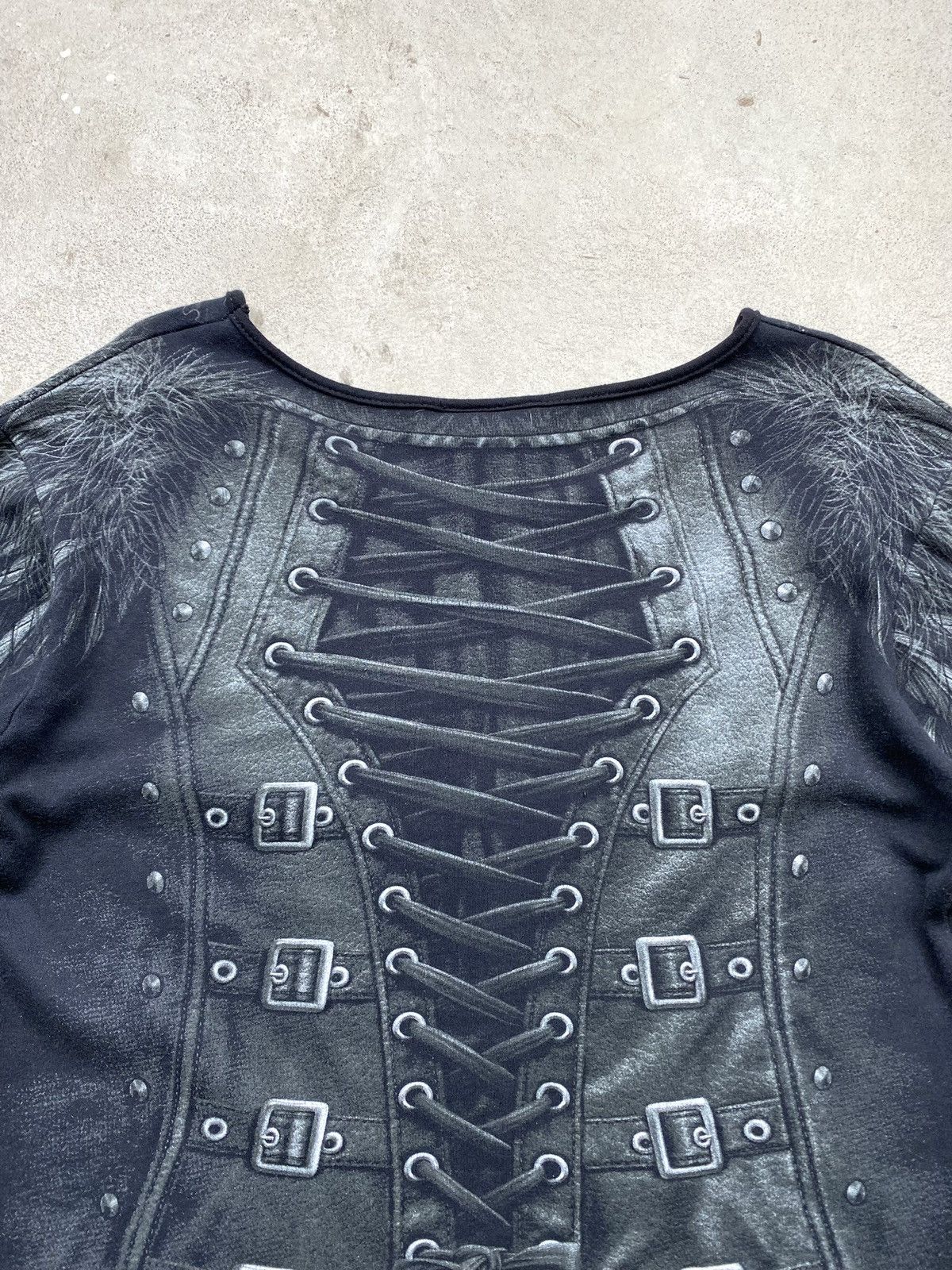 Vintage Vintage 00’s Spiral Gothic Longsleeve Size XL / US 12-14 / IT 48-50 - 14 Thumbnail