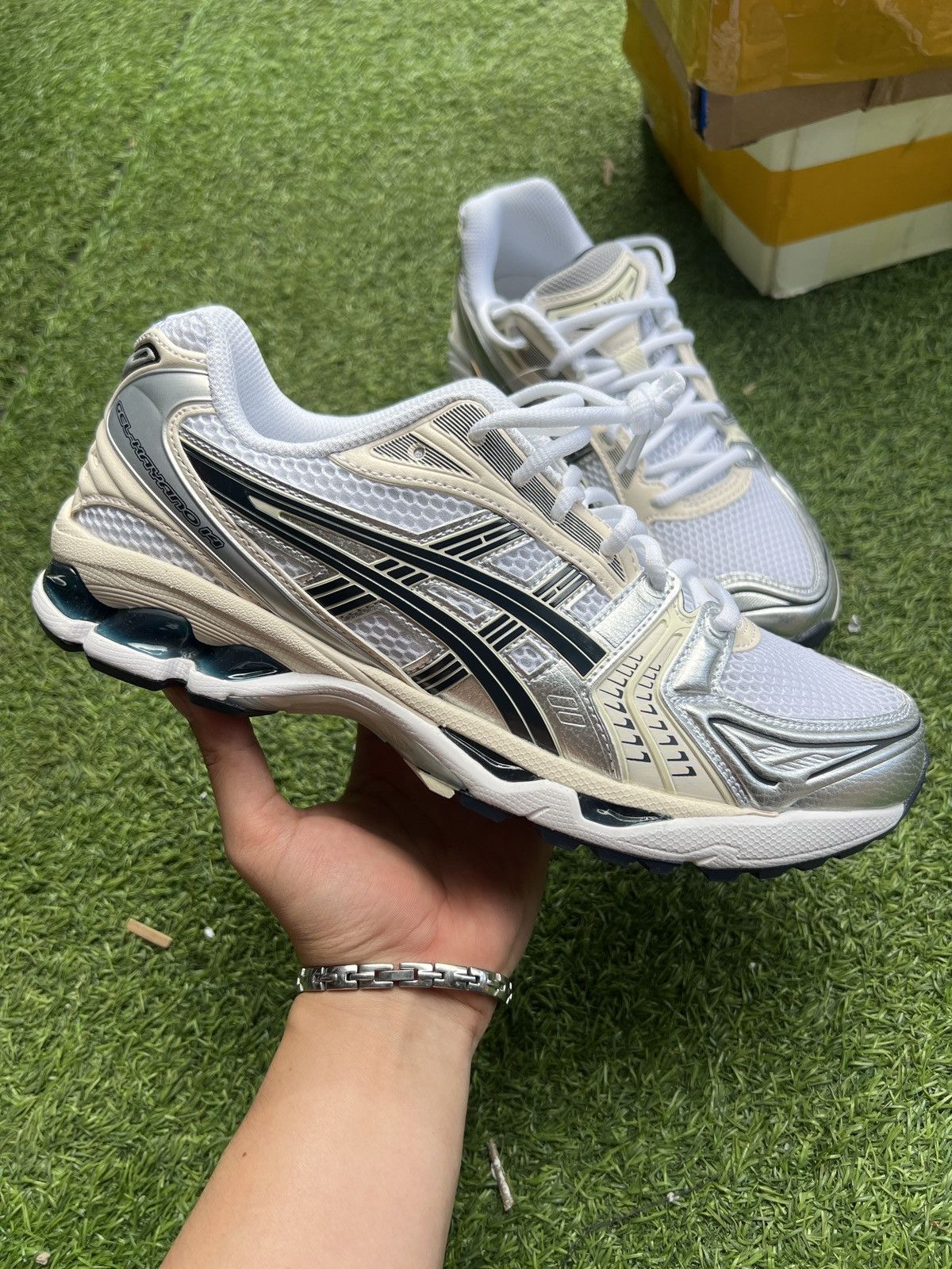 Asics Asics Gel Kayano 14 White Midnight 1202a056 Size US 9 / EU 42 - 1 Thumbnail