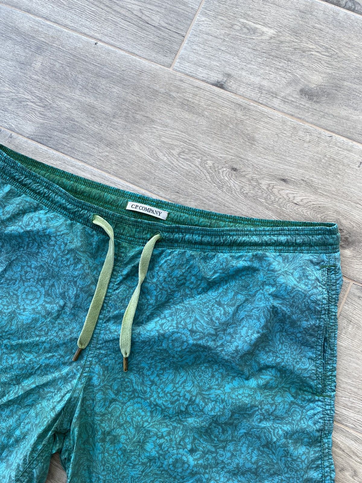 C.P. Company Cp Company vintage monogram shorts Size US 34 / EU 50 - 6 Thumbnail