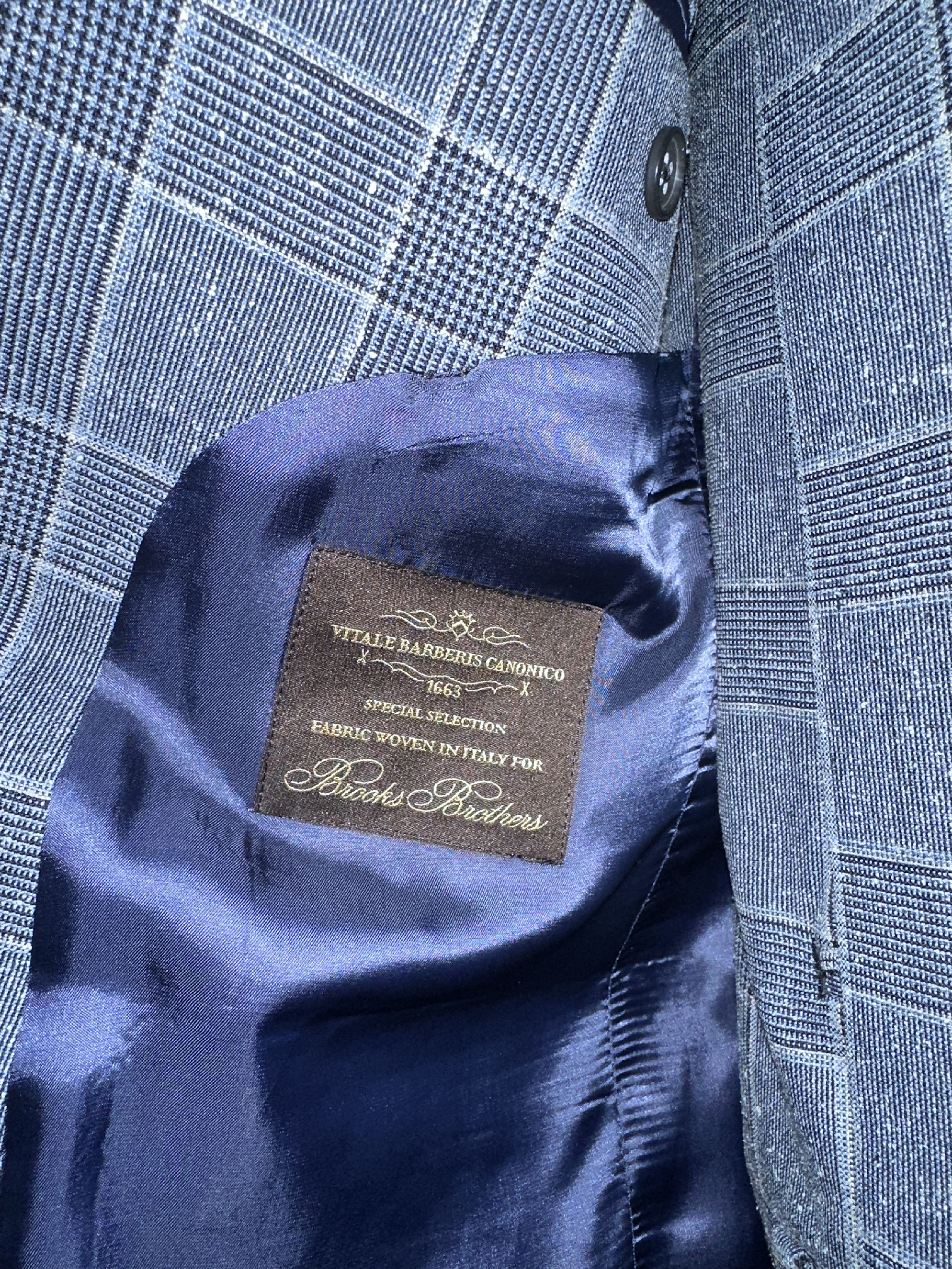 Brooks Brothers MiUSA Wool-silk 1818 Suit Size 38R - 6 Thumbnail