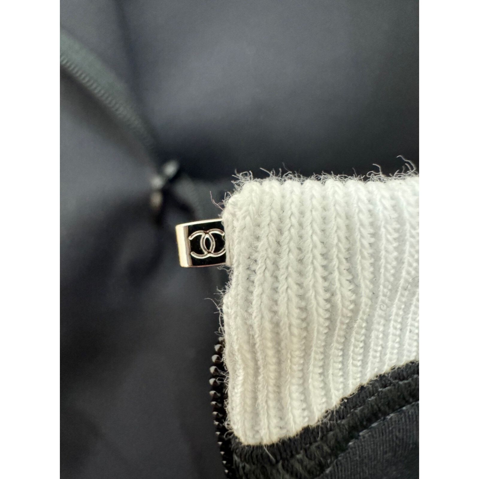 Chanel Chanel 24C Black White Neoprene Jersey Top T Shirt 38 Size XS / US 0-2 / IT 36-38 - 21 Thumbnail
