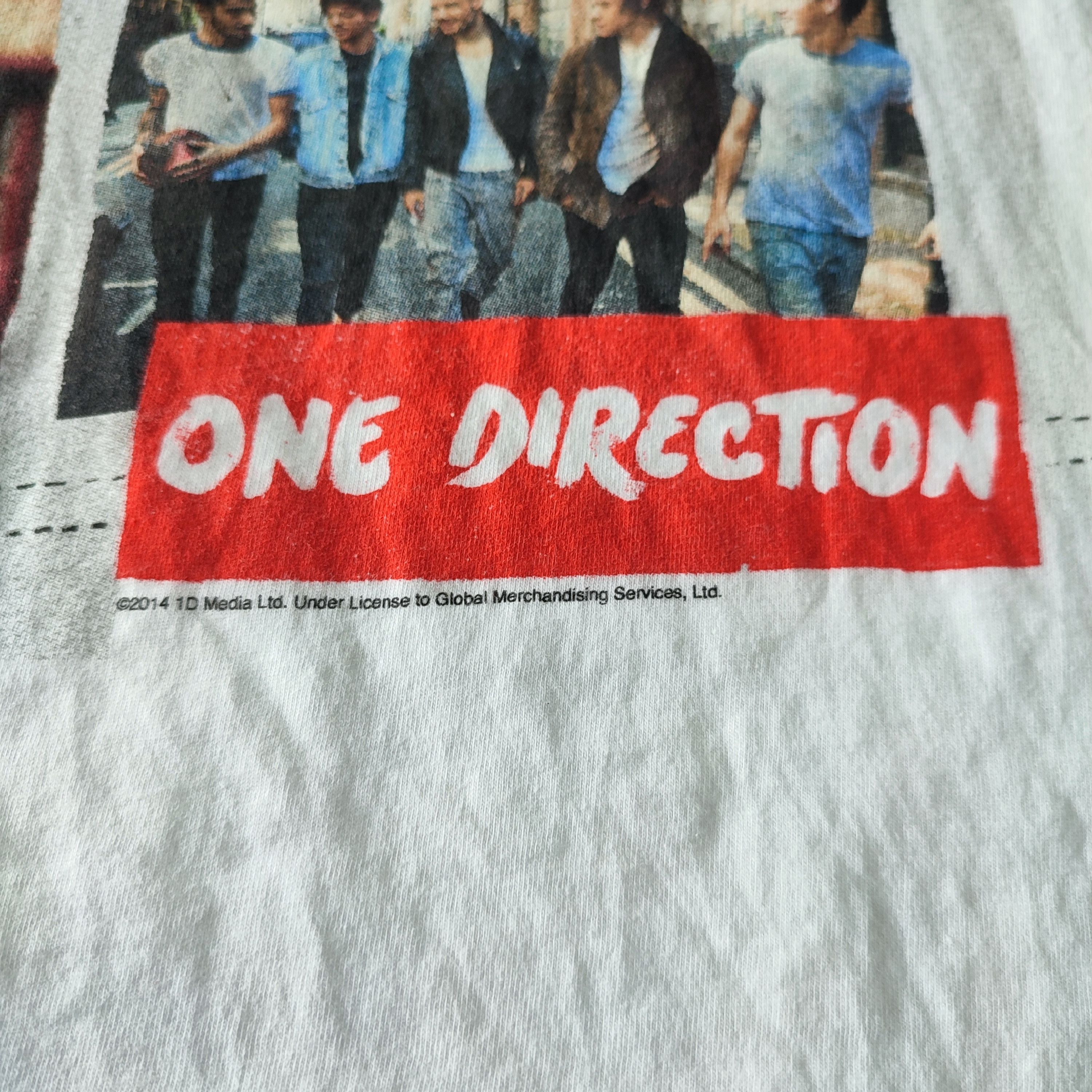 Band Tees RARE🔥 ONE DIRECTION T SHIRT Size US M / EU 48-50 / 2 - 4 Thumbnail
