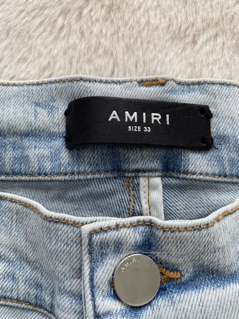 Amiri Amiri Size 33 Washed blue and white cashew flower patchwork Size US 33 - 2 Thumbnail