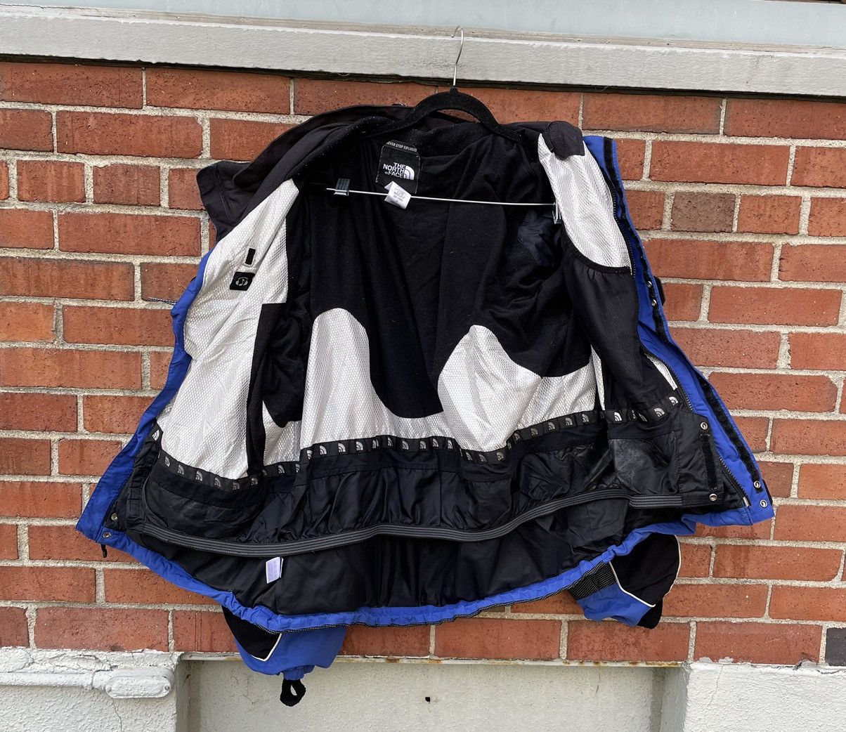 The North Face VTG The North Face HyVent DL Ski Full Zip Nylon Jacket Size US L / EU 52-54 / 3 - 3 Thumbnail