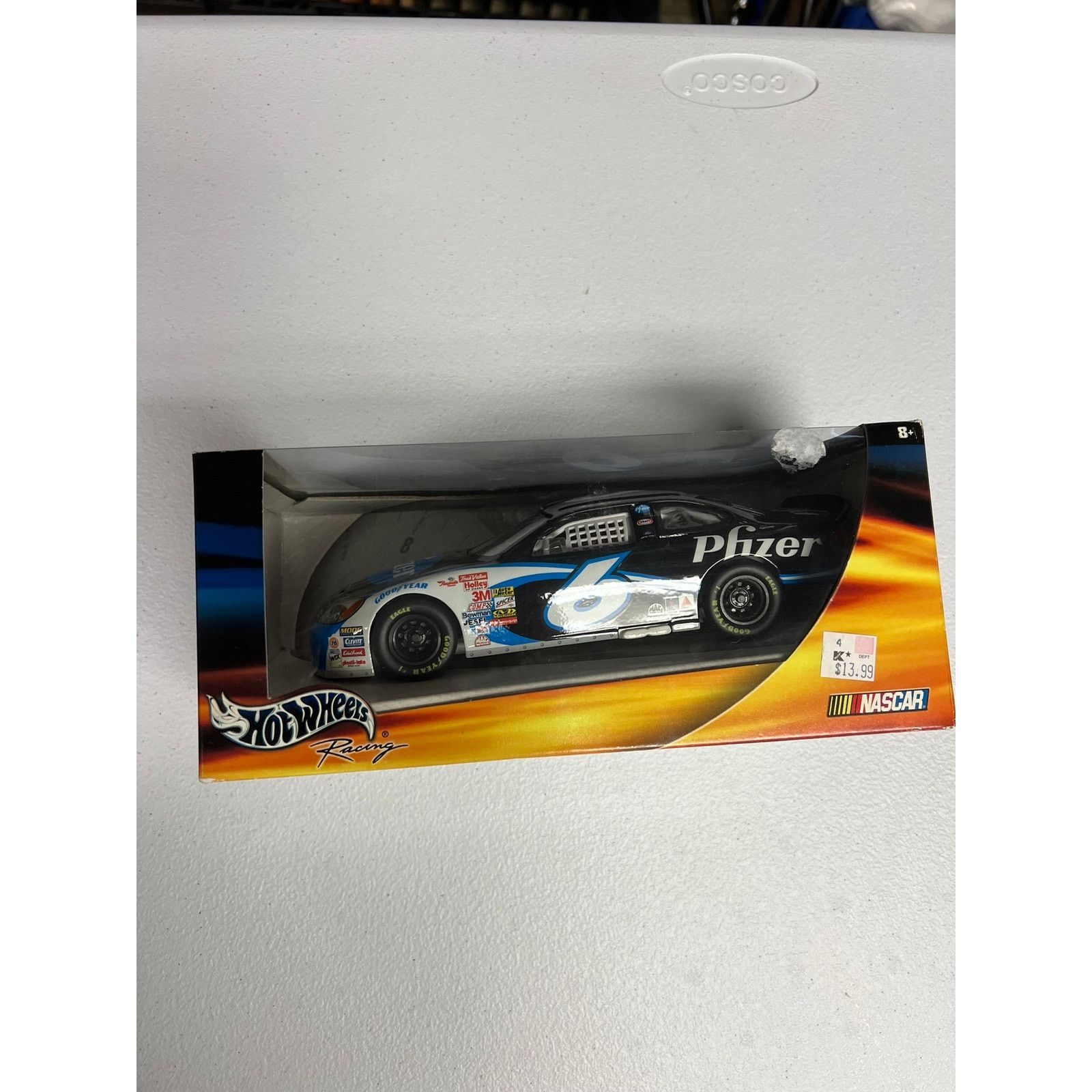 NASCAR Hot Wheels Racing Mark Martin B0508 Pfized Nascar Model 1:24 Size ONE SIZE - 2 Thumbnail