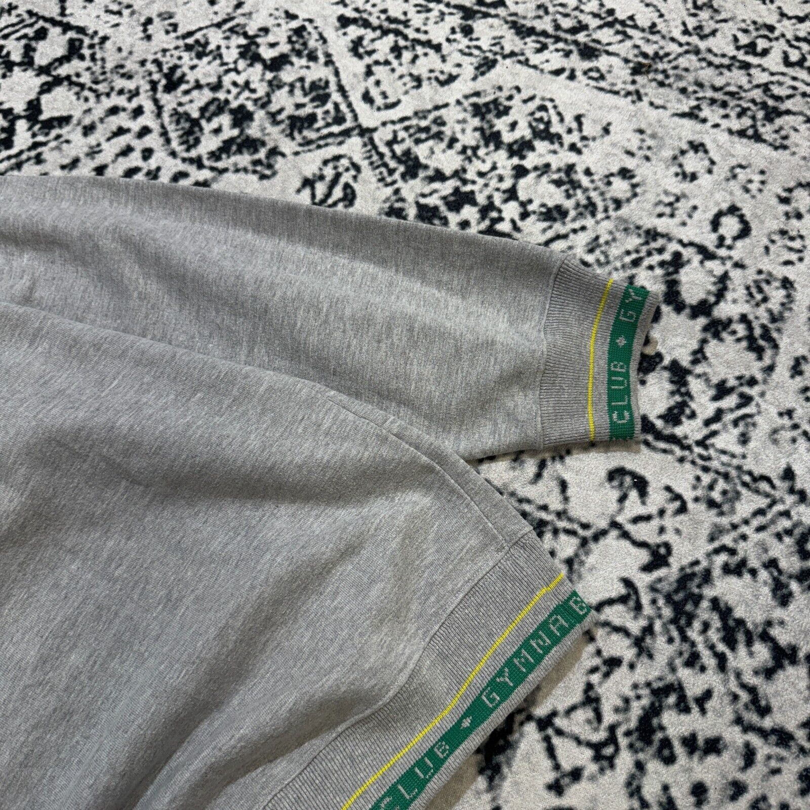 Vintage Vintage Unisex Gray Cotton Crewneck Size M Regular Size US M / EU 48-50 / 2 - 9 Thumbnail