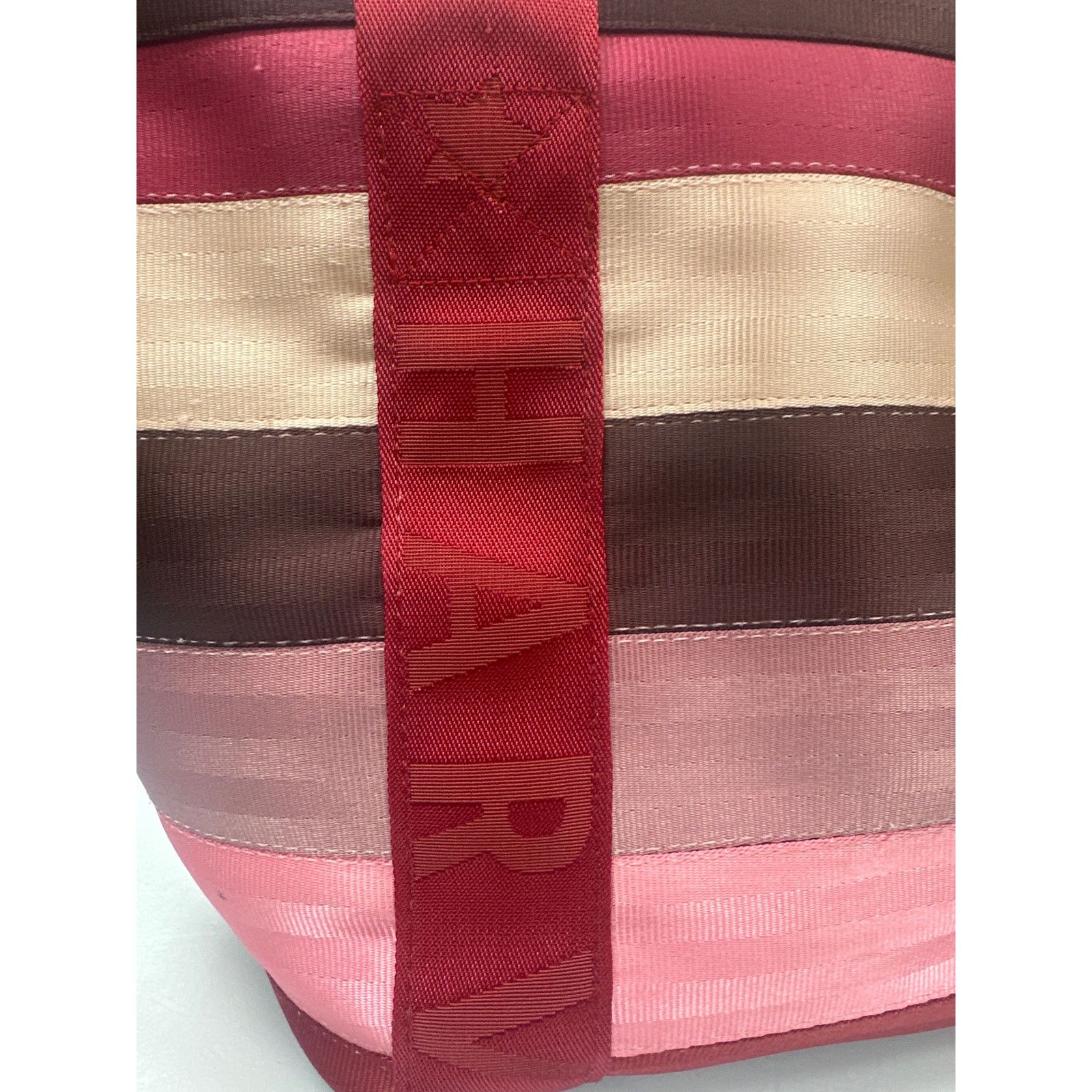 & Other Stories Harvey's Tough Love Valentine Seatbelt Bag Purse Red Pink Size ONE SIZE - 7 Thumbnail