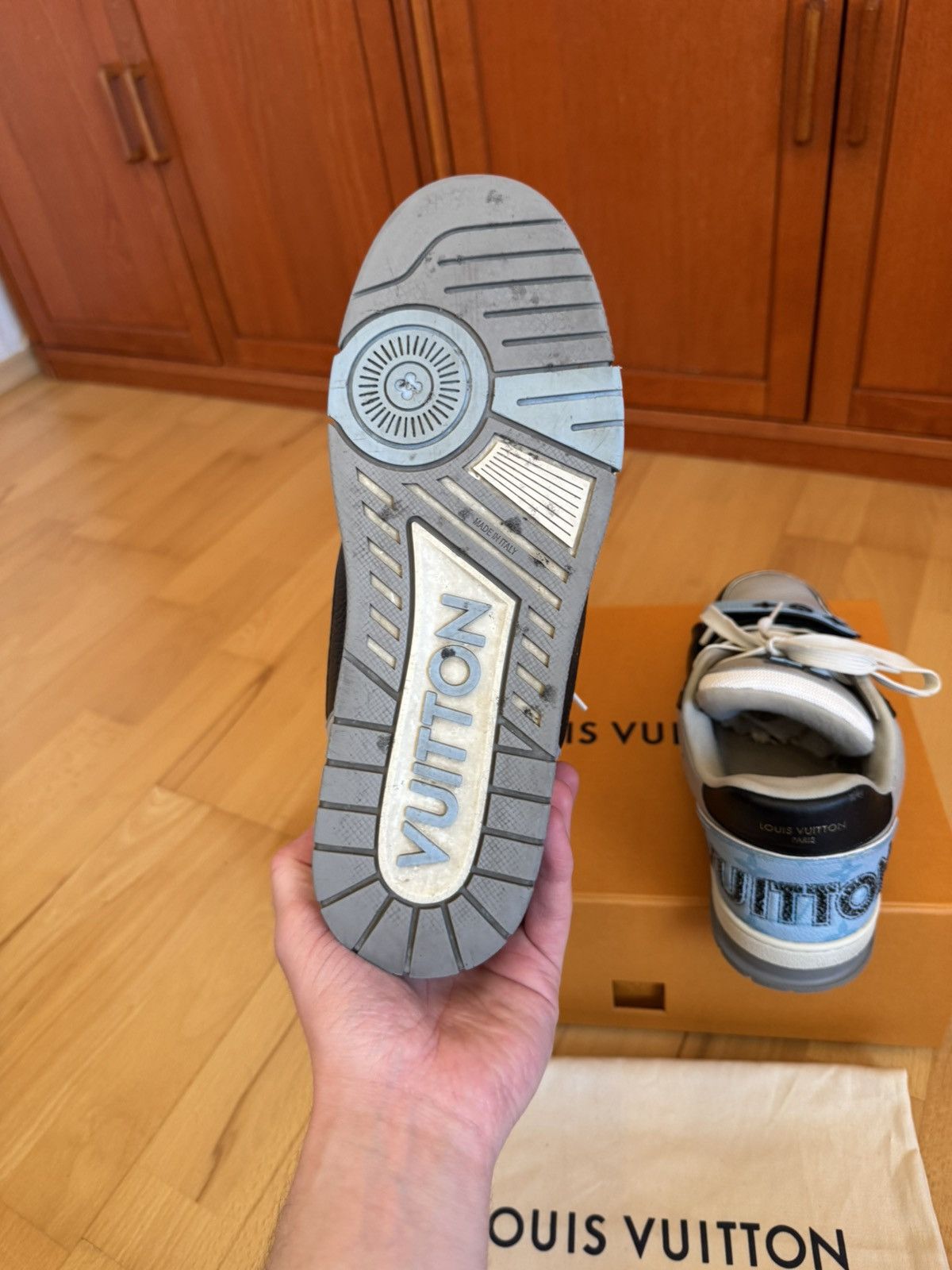 Louis Vuitton Louis Vuitton LV Trainer Velcro Strap Black Blue Grey Size US 9.5 / EU 42-43 - 10 Thumbnail