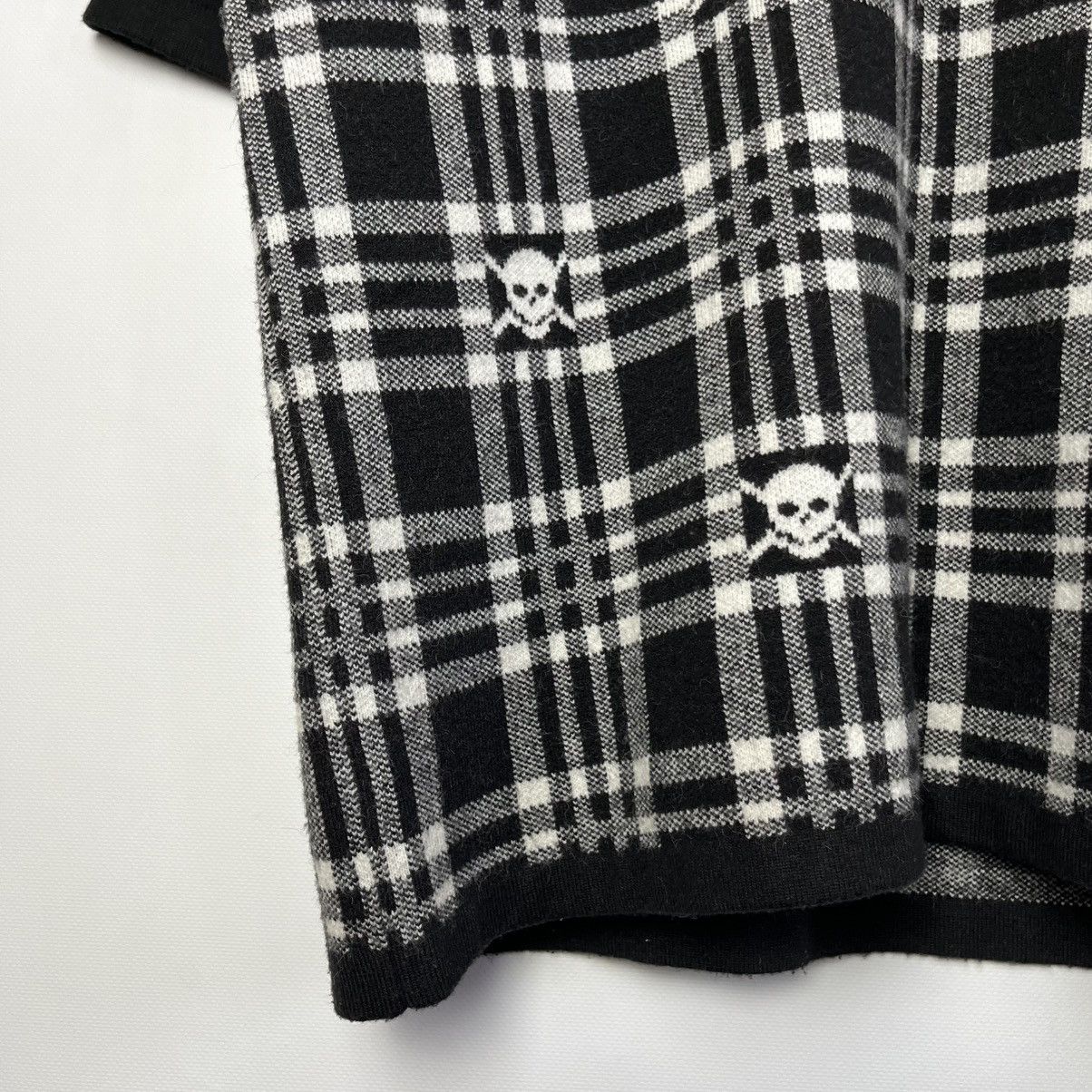 Japanese Brand Y2k Heaven Can Wait Skull Logo 100% Wool Polo Shirt Size US S / EU 44-46 / 1 - 3 Thumbnail