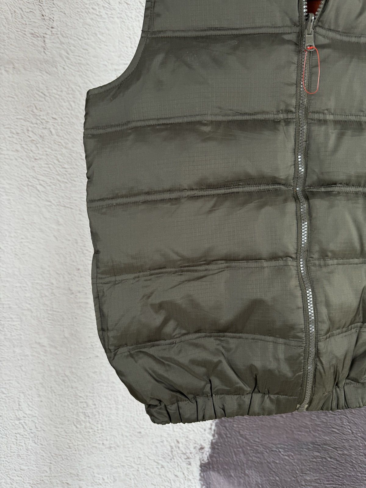 Japanese Brand Mousse Free Fakedelic Ind. winter down vest size F Size US S / EU 44-46 / 1 - 4 Thumbnail