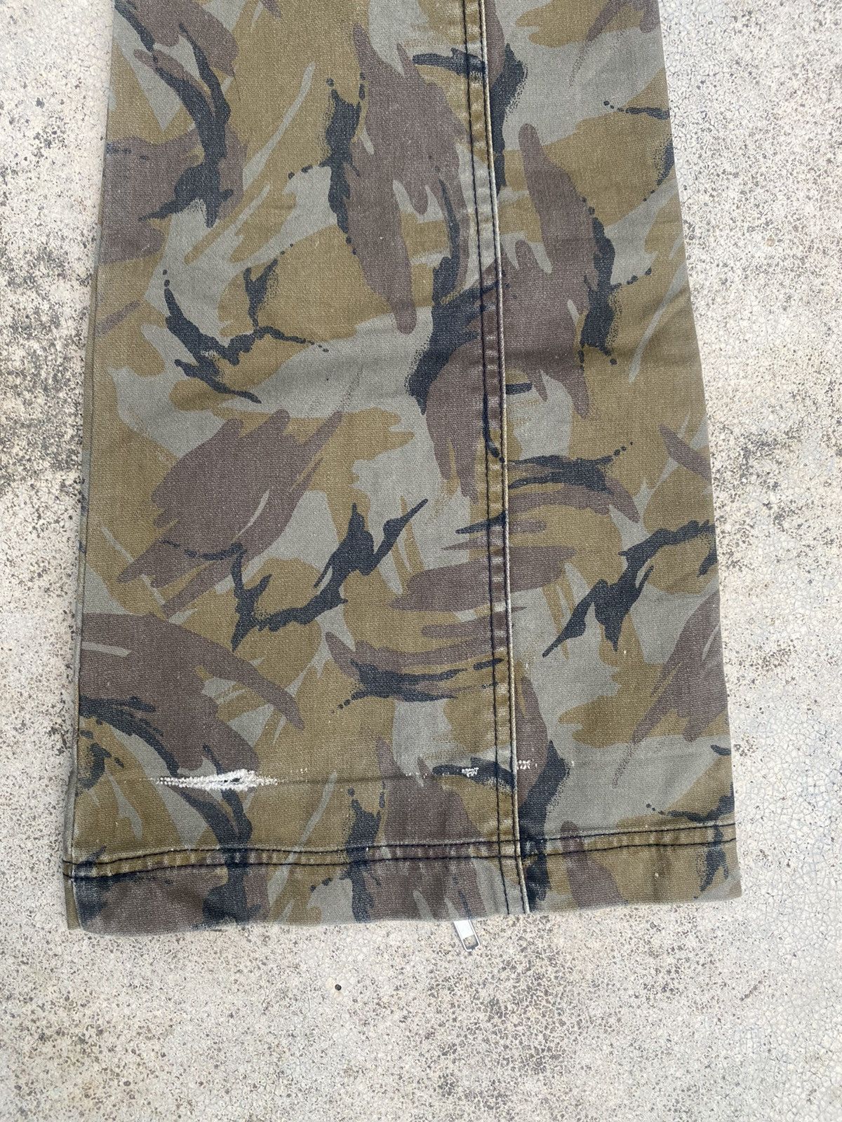 Japanese Brand Flare Jeans Algonquins Camo Zipper Bootcut Size US 31 - 18 Thumbnail