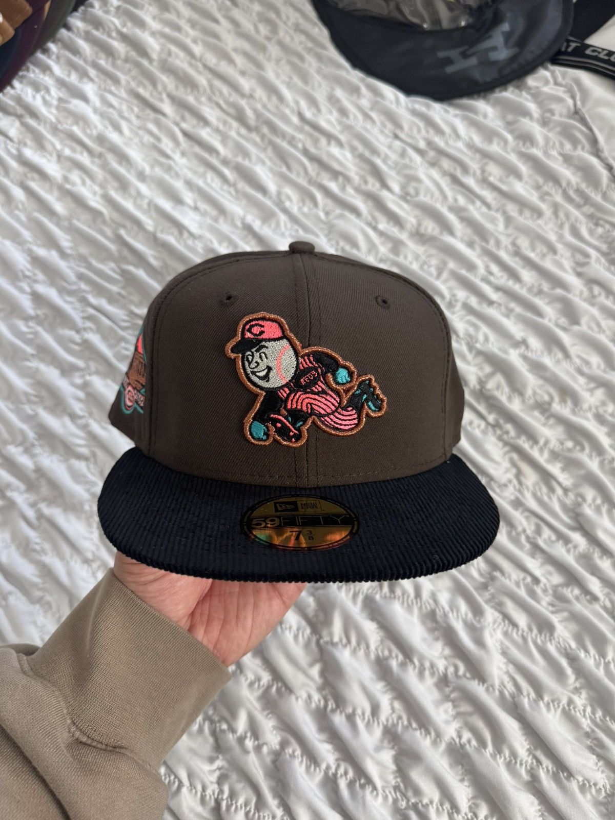 New Era New Era Cincinnati Red’s Corduroy Brim 7 3/8 Size ONE SIZE - 1 Thumbnail