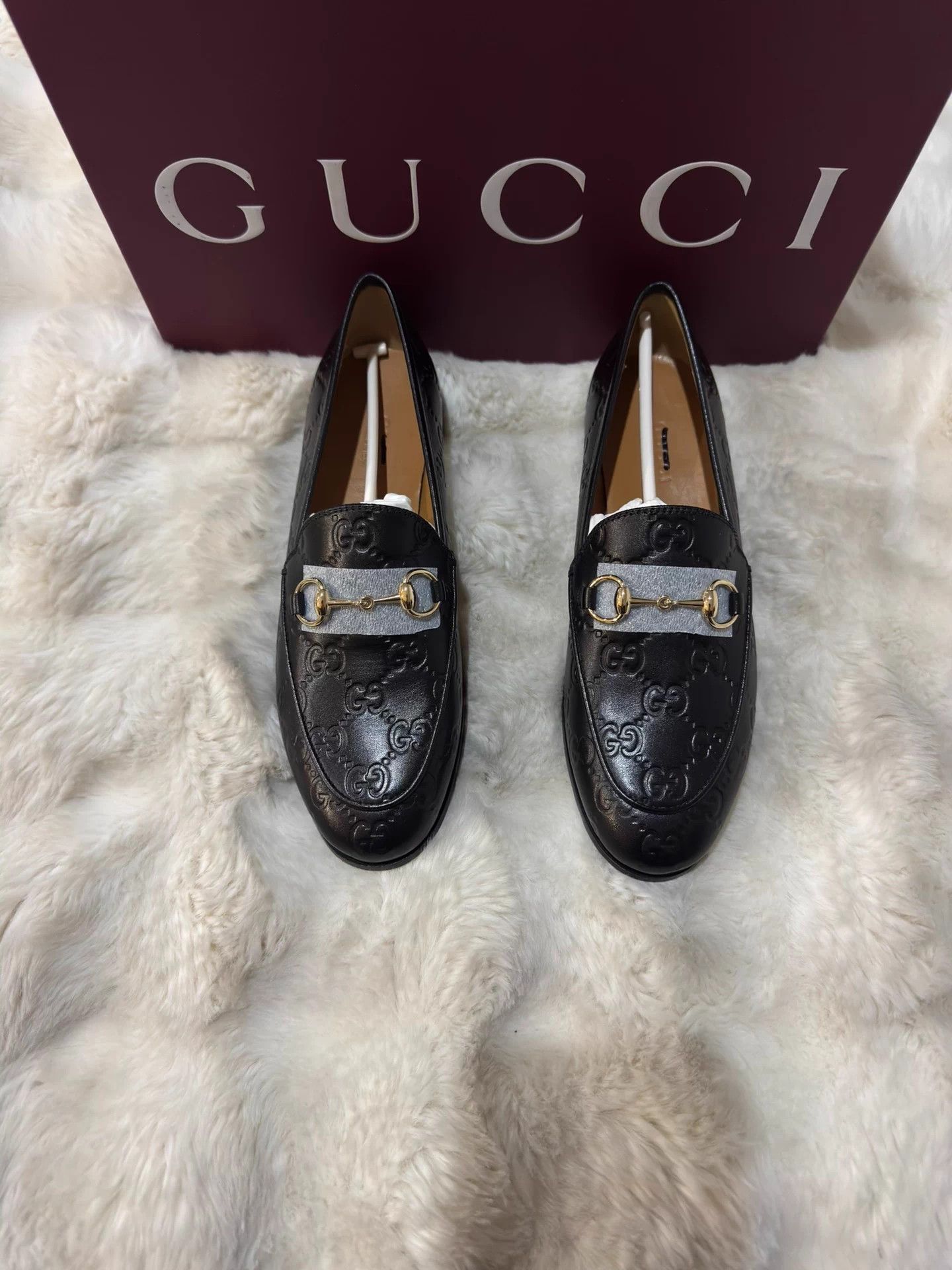 Gucci Gucci Black Gold All Over Print Loafer 35.5 Size US 4.5 / IT 34.5 - 1 Thumbnail