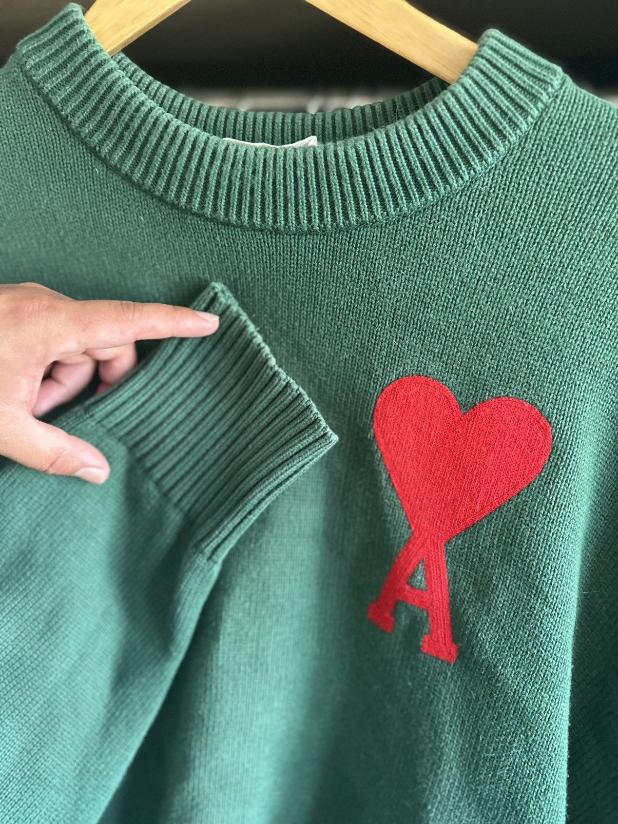 AMI AMI Men’s Green Knit Crewneck Pullover Sweater Red Logo Size US M / EU 48-50 / 2 - 2 Thumbnail