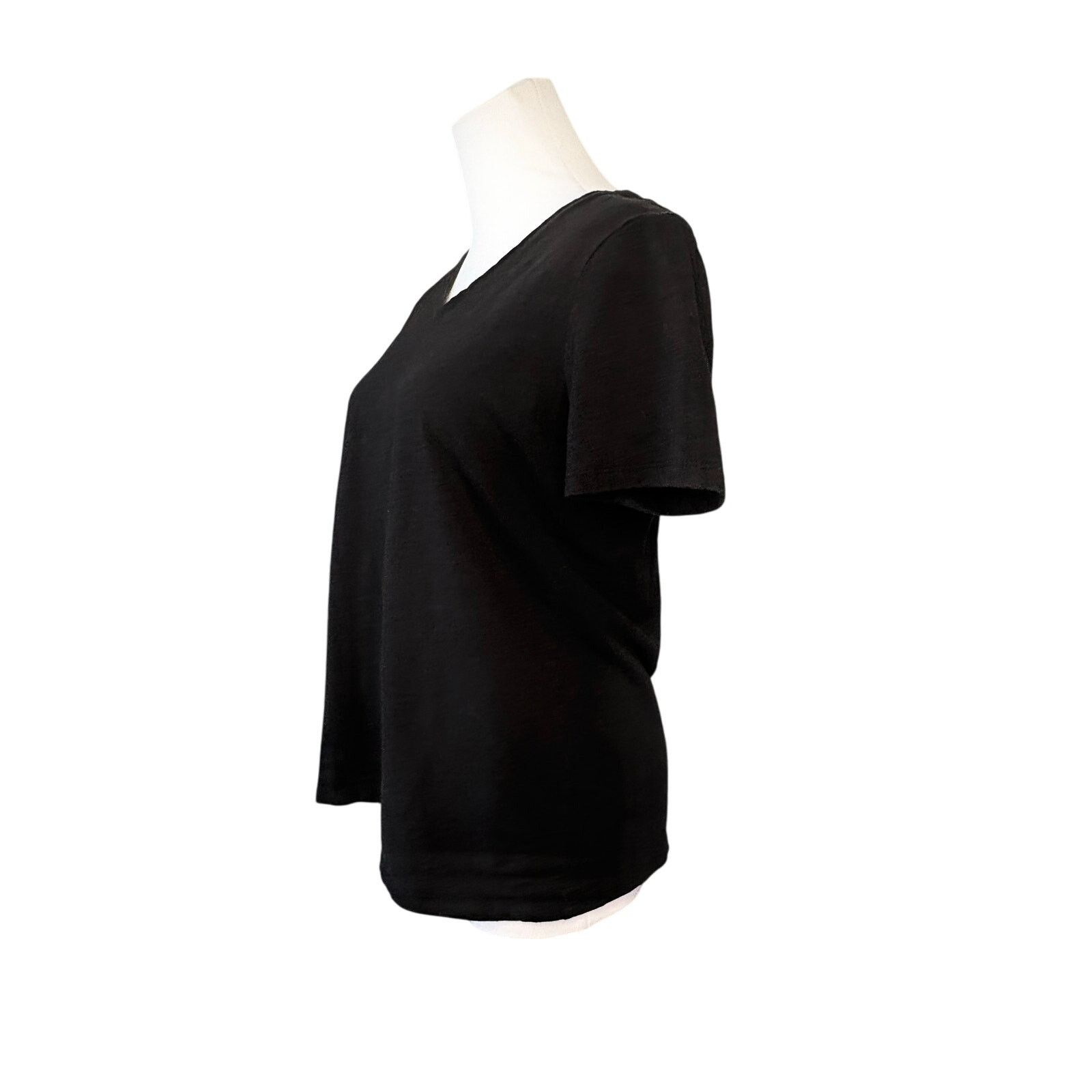 Other Talbots Basic Tee Black V-neck Top T-shirt SMALL Normcore Size S / US 4 / IT 40 - 3 Thumbnail
