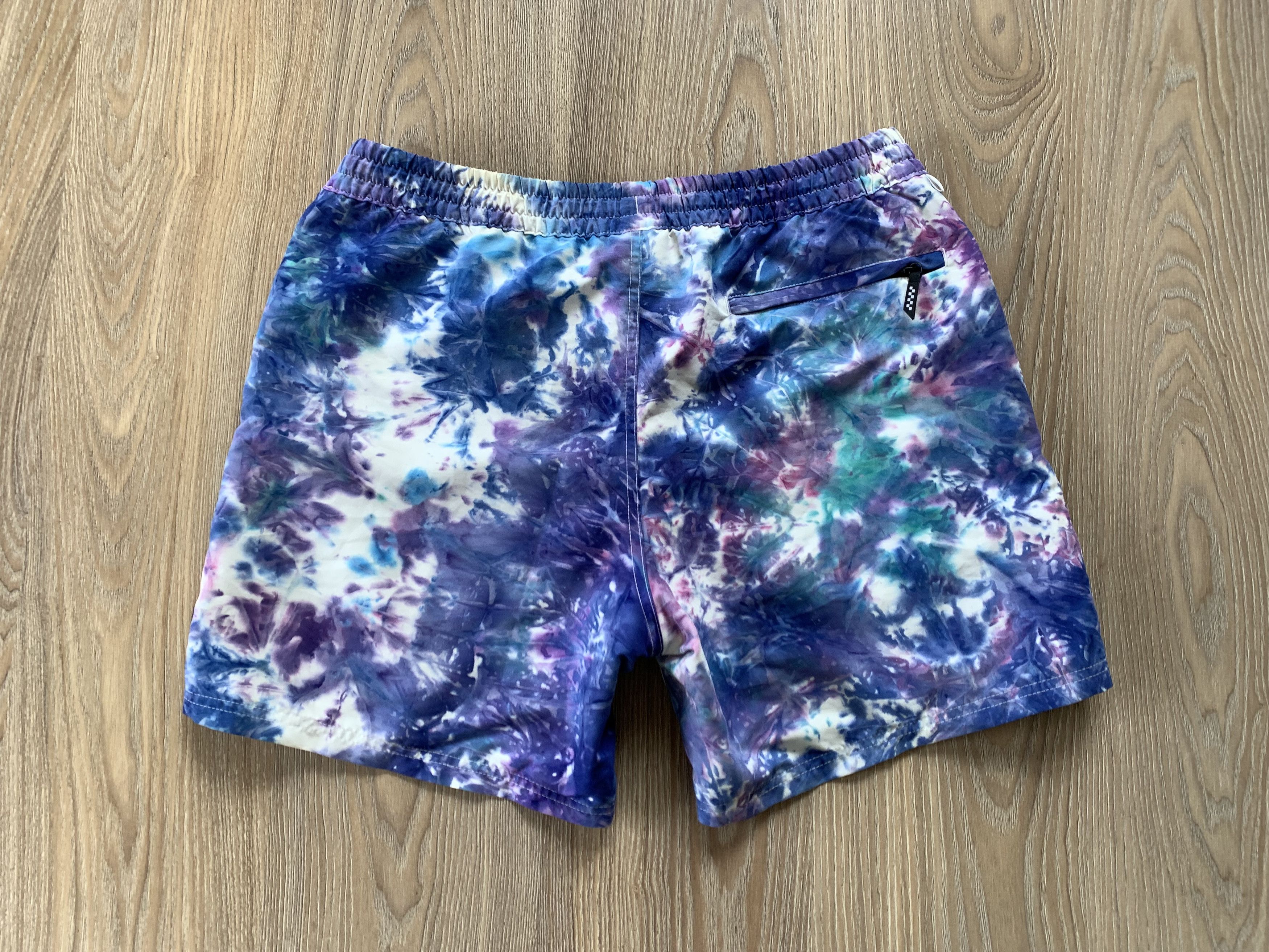 Vans Vans Beach Swim Tie Dye Printed Shorts Size US 38 / EU 54 - 3 Thumbnail