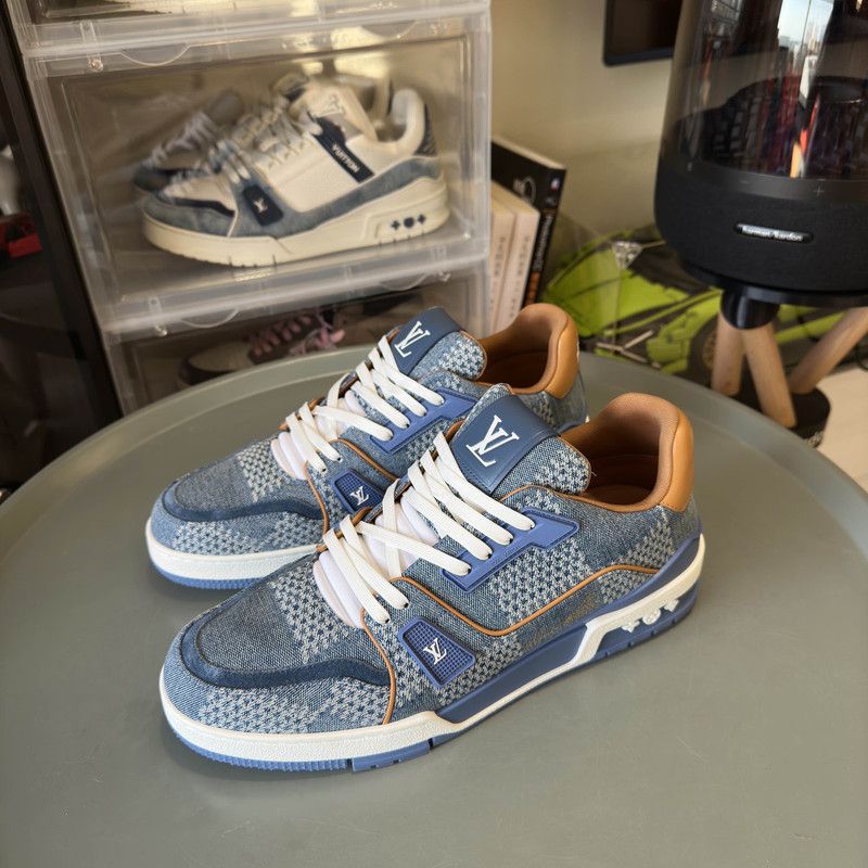 Louis Vuitton Louis Vuitton Trainer Leather Low-Top Sneakers 0079 Size US 9.5 / EU 42-43 - 1 Thumbnail