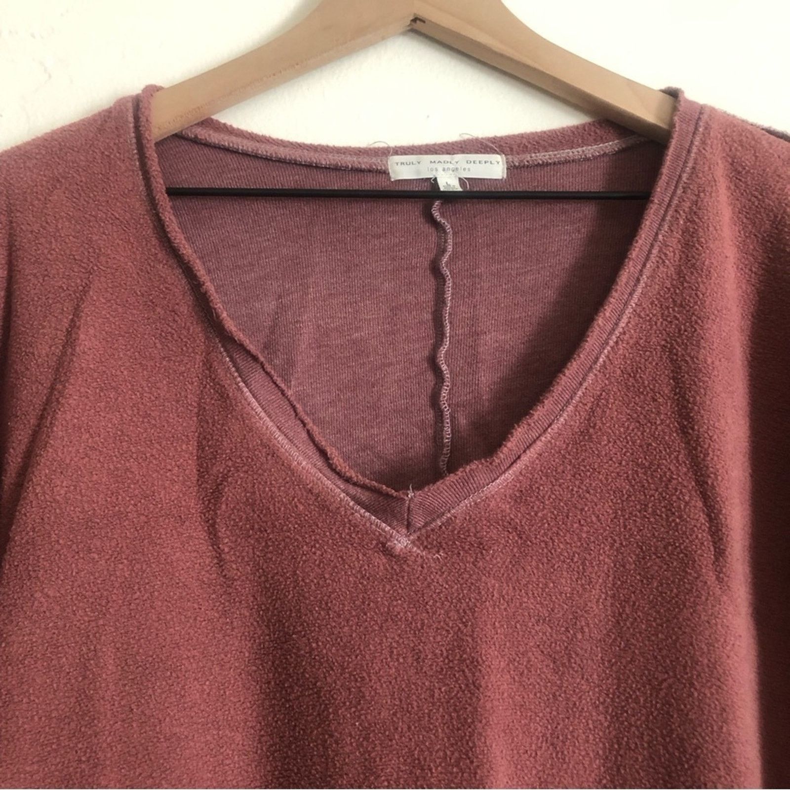 Other Truly Madly Deeply Dark Mauve V-Neck Sweatshirt Sweater Size L / US 10 / IT 46 - 6 Thumbnail
