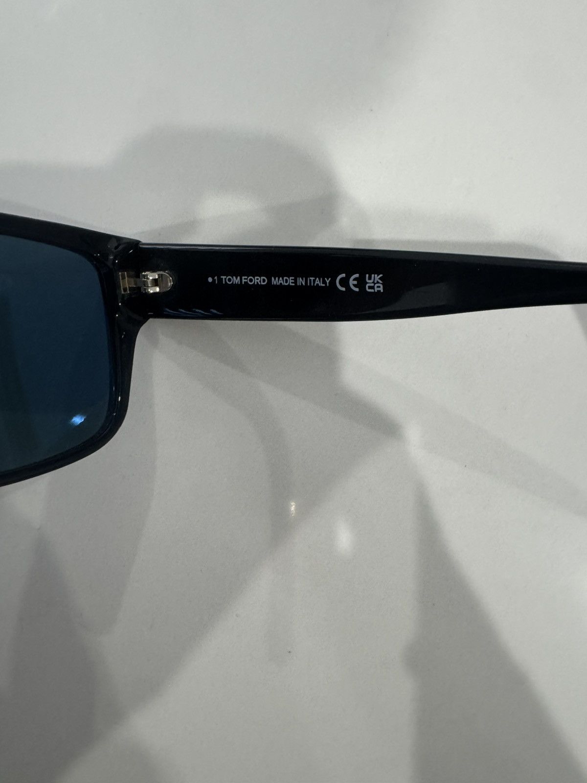 Tom Ford Tom Ford FT0907 Dunning-02 Size ONE SIZE - 3 Thumbnail