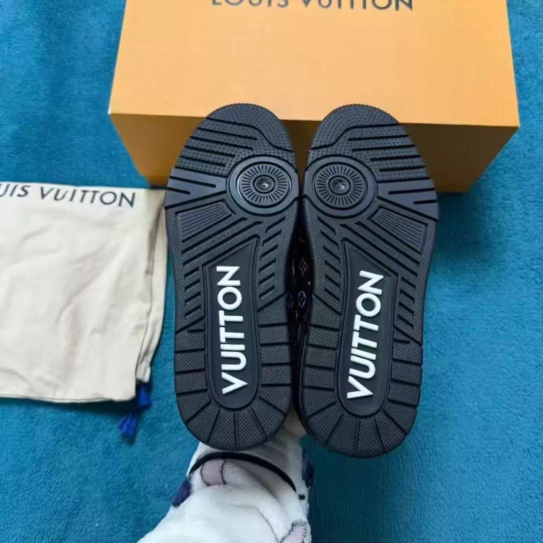 Louis Vuitton Murakami x LV Rainbow Logo Allover Low Trainer Black Size US 8 / IT 38 - 5 Thumbnail
