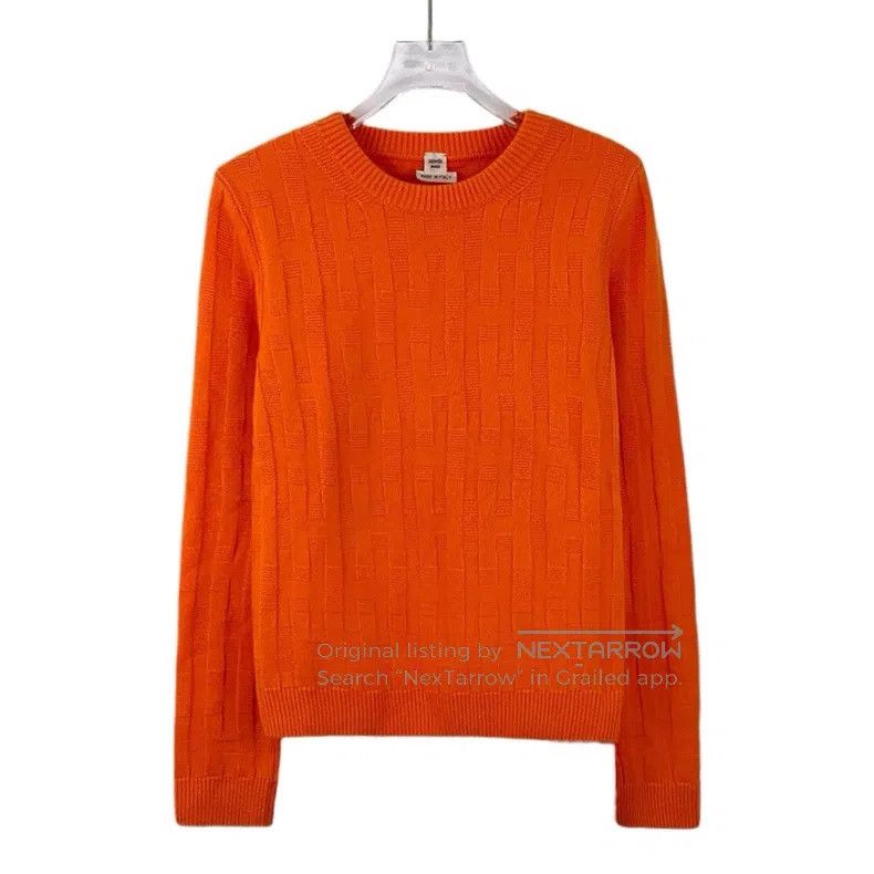 Hermes Hermes Orange ribbed wool round-neck long-sleeve knit swea Size XS / US 0-2 / IT 36-38 - 1 Thumbnail