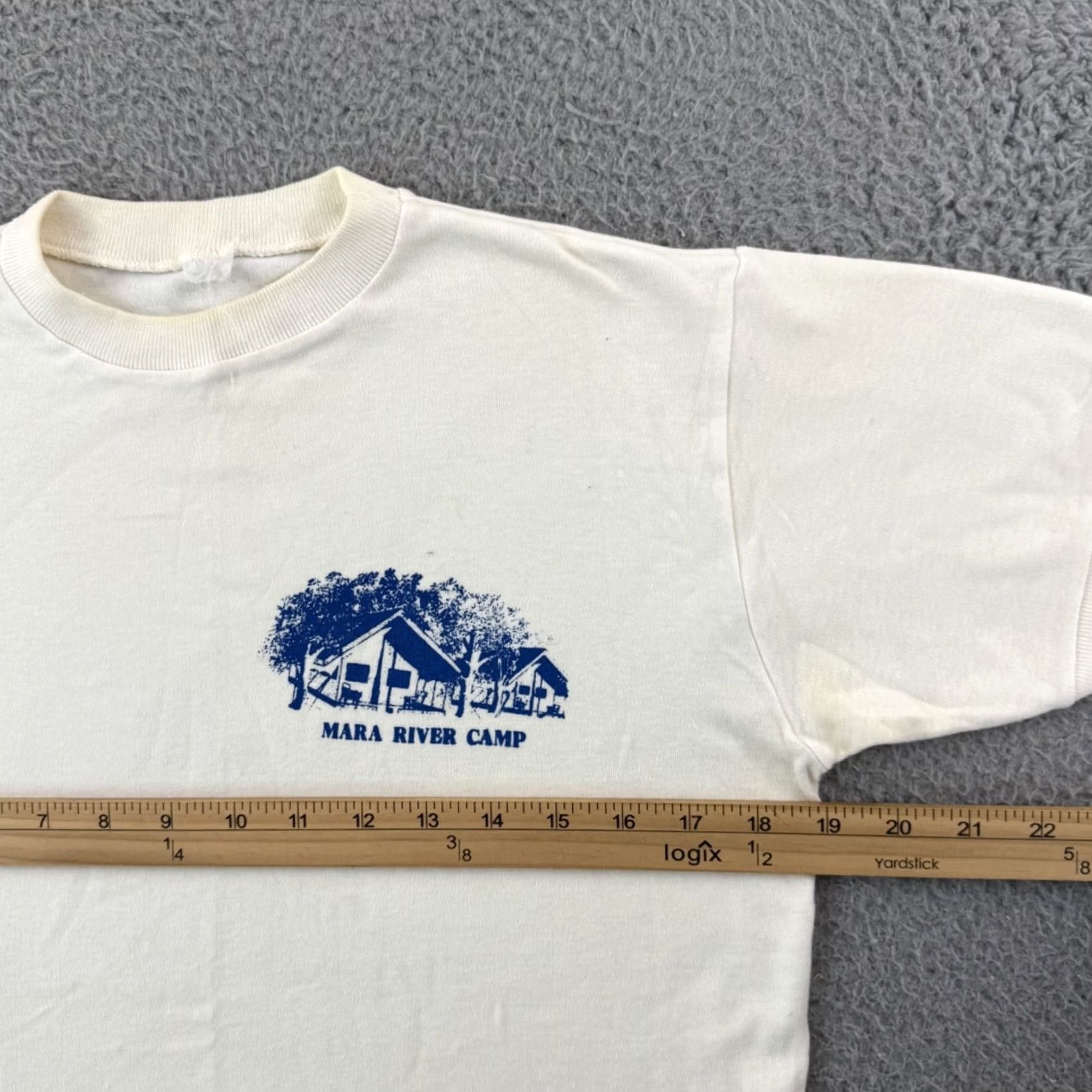 Vintage VINTAGE Kenya T-Shirt Adult Medium White 80s Graphic Print Short Sleeve Cotton Knit Logo Kenya 80s USA Mens Size US M / EU 48-50 / 2 - 7 Thumbnail