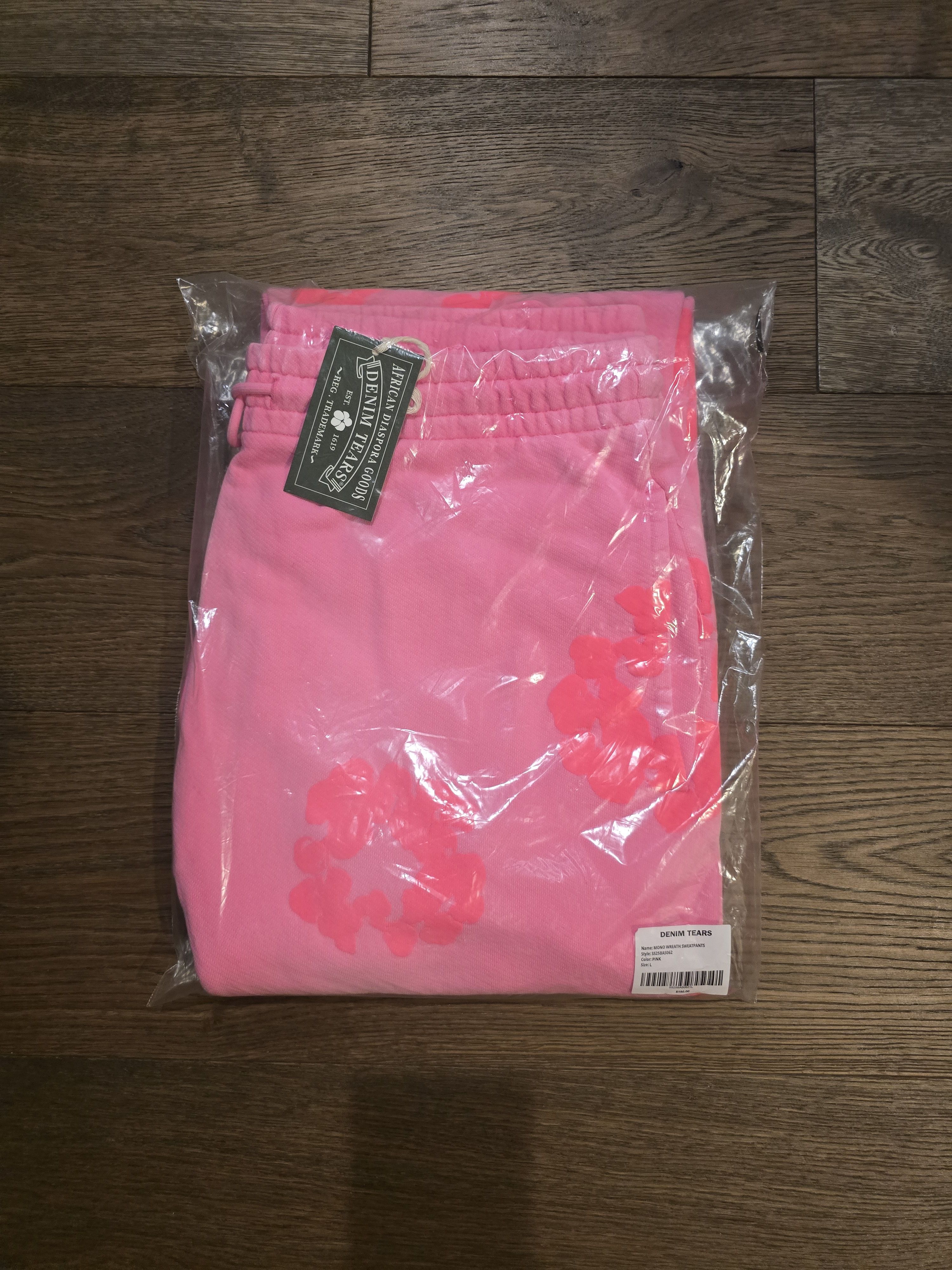 DENIM TEARS Denim Tears Mono Wreath Sweatpants Size US 34 / EU 50 - 3 Thumbnail