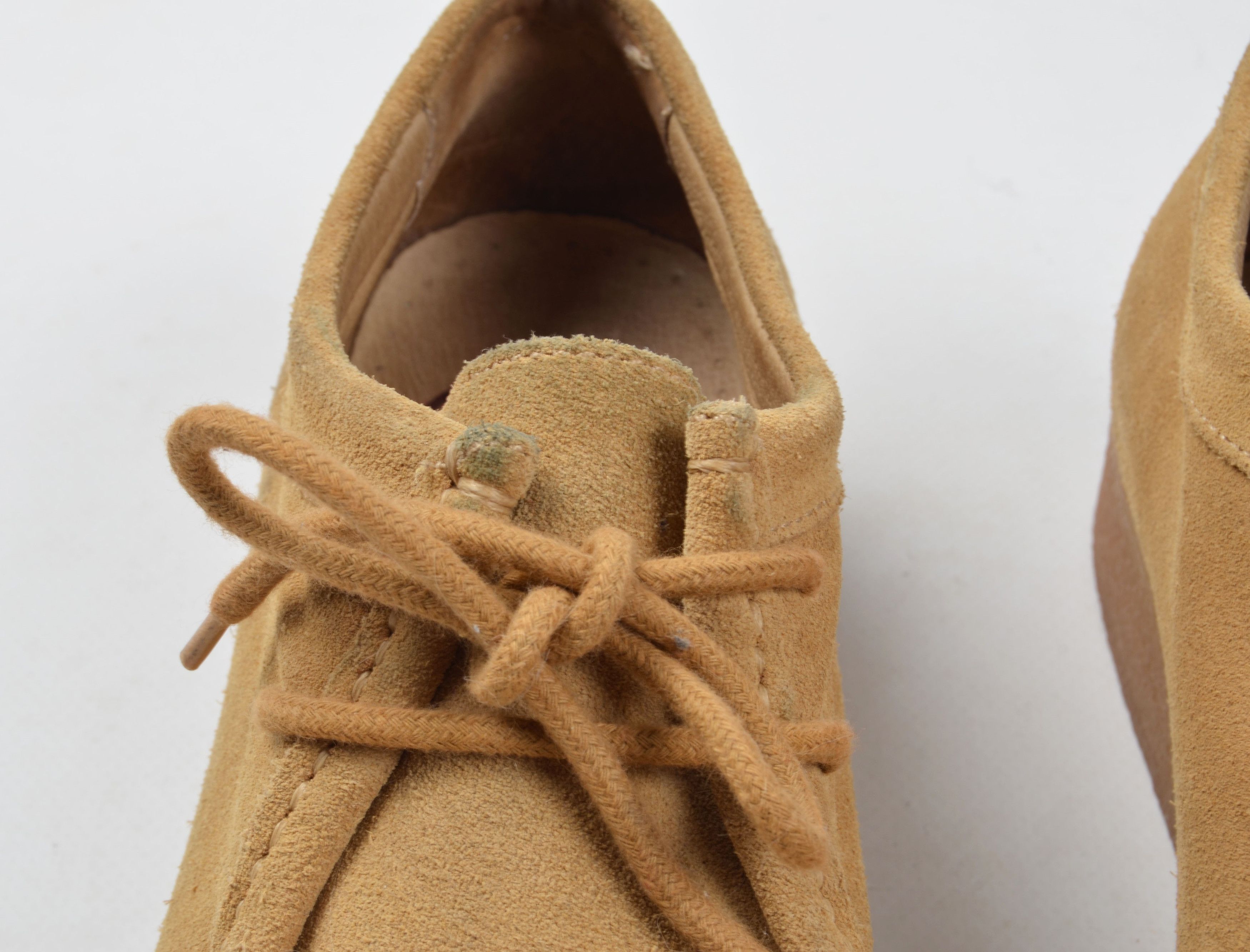 Clarks Clarks Maple Suede Oxfords & Lace Ups Casual Shoes Size US 6 / EU 39 - 5 Thumbnail