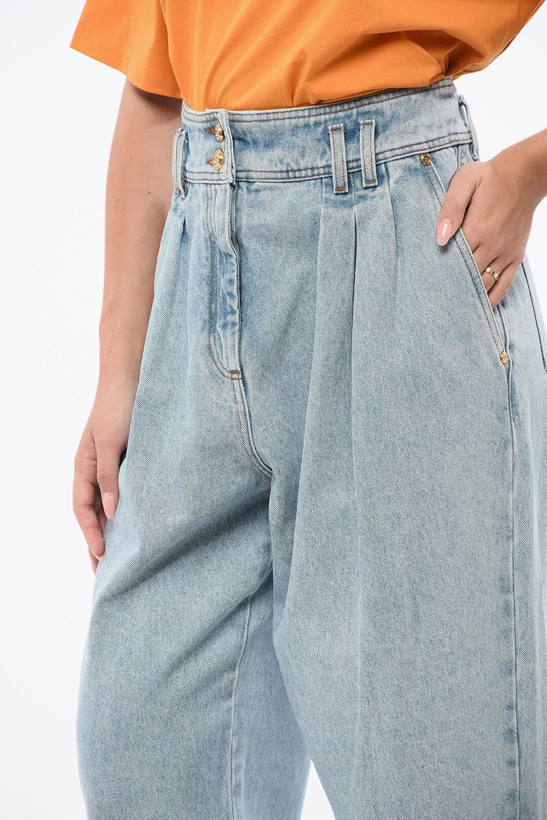 Balmain og1mm0326 Stretch-Cotton Jeans in Light Blue Size 42" / US 20 - 2 Thumbnail
