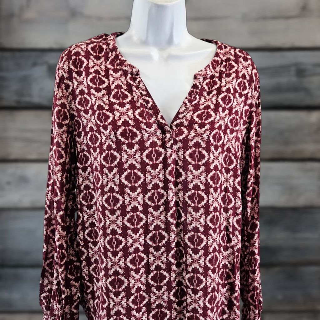 Eddie Bauer Eddie Bauer Womens Top Blouse Sz M Burgundy Long Sleeve Rayon V-Neck Shirts Womens Ribbed Pullover Size M / US 6-8 / IT 42-44 - 1 Thumbnail