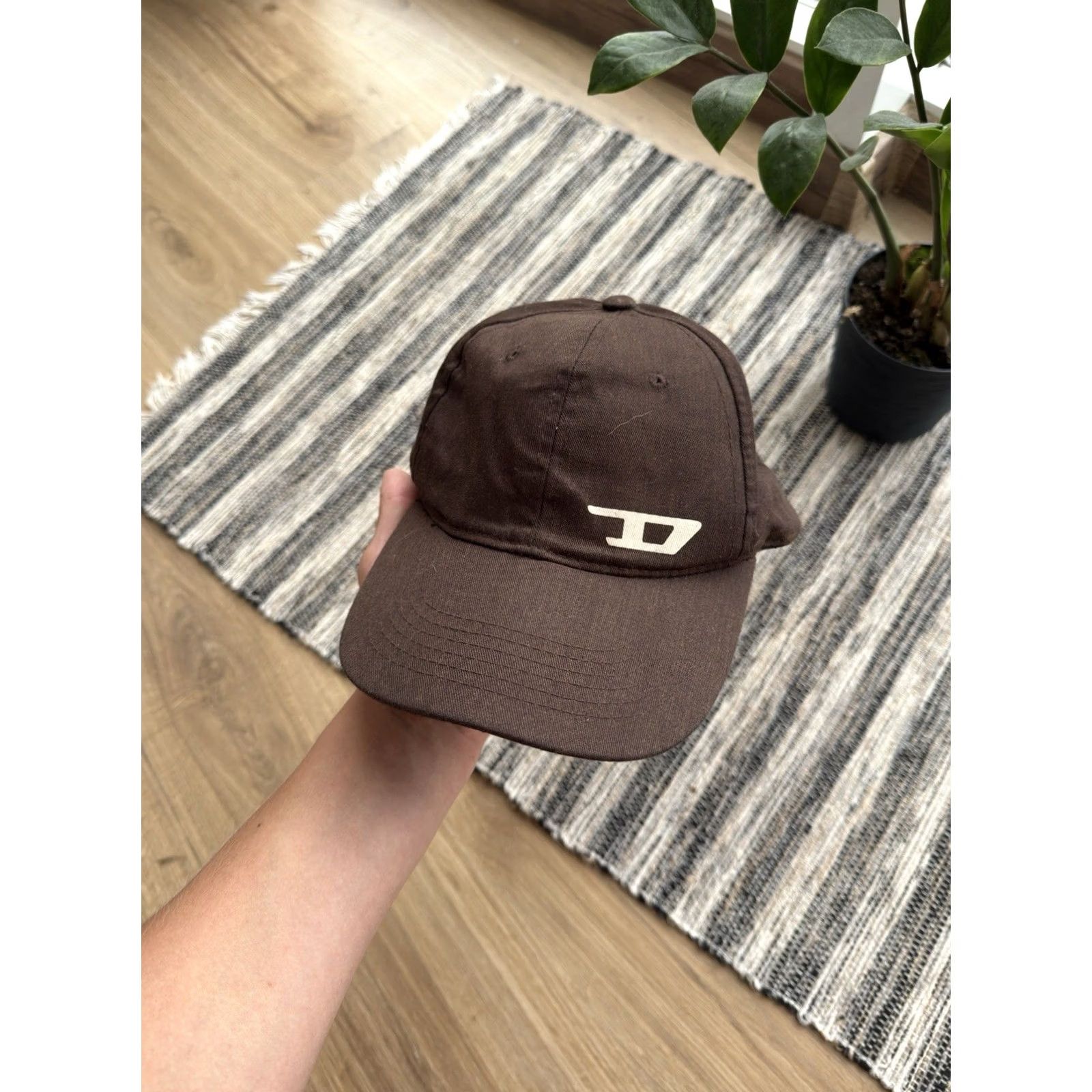 Diesel VINTAGE Diesel Trucker Hat Brown One Size Mens 90s Retro Cap Cap Size ONE SIZE - 2 Thumbnail