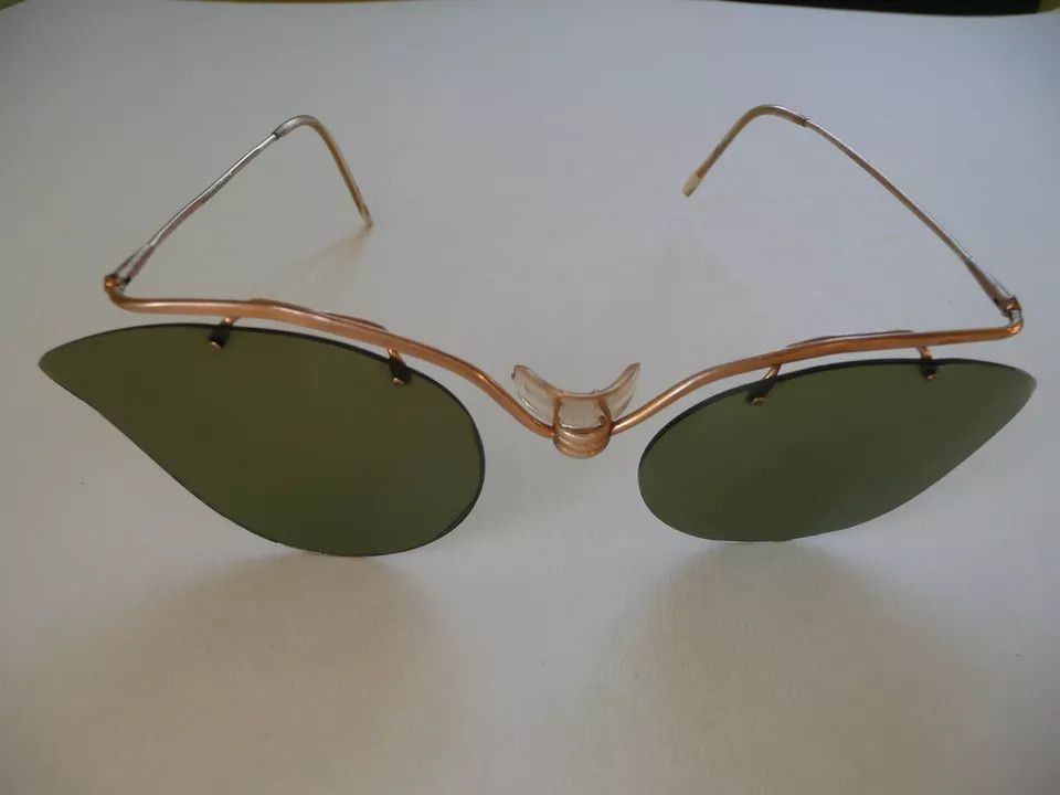 Vintage '51 MOD DEPOSE OLD SCHOOL LUNETTES DE SOLEIL EXTRAORDINAIRE Size ONE SIZE - 2 Thumbnail