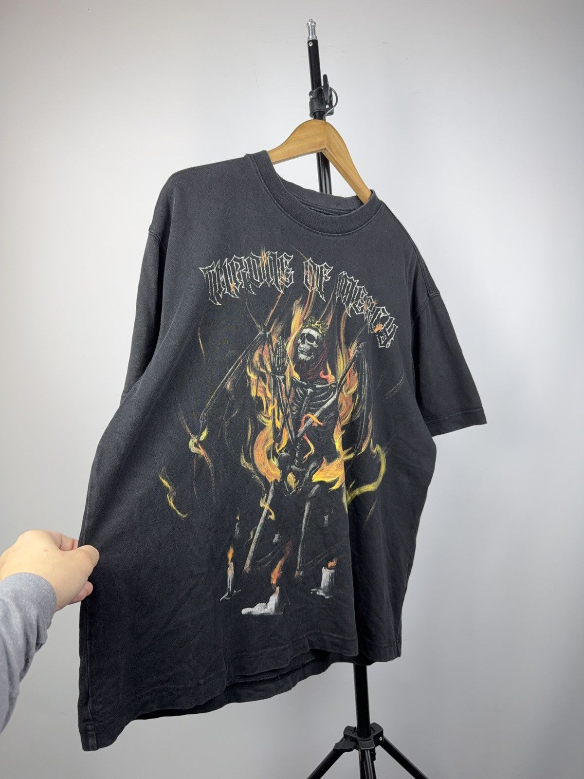 Japanese Brand 00s Reserff “Throne of Mercy” Burning Skeleton Faded Tee L Size US L / EU 52-54 / 3 - 3 Thumbnail