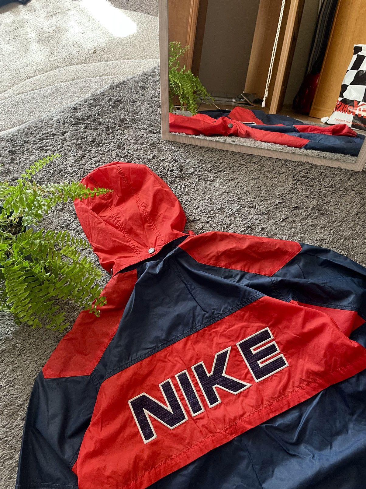Nike × Vintage 90s Nike Vintage Light Jacket Streetwear Big Logo Swoosh Size US L / EU 52-54 / 3 - 3 Thumbnail