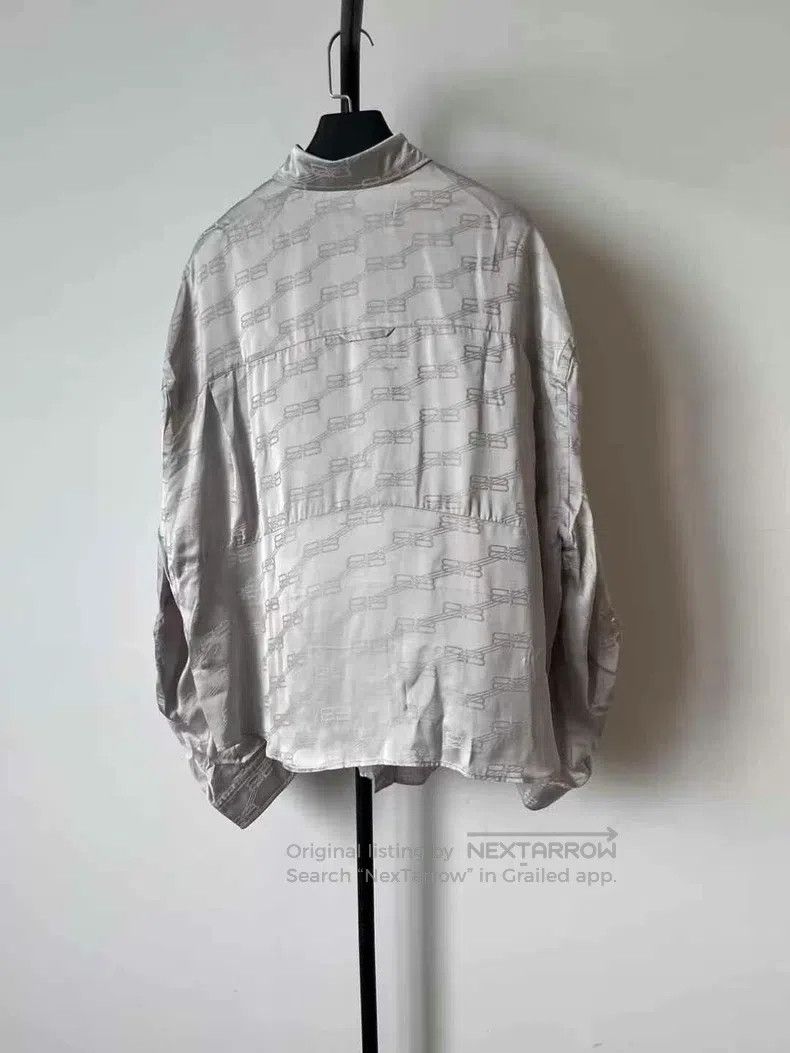 Balenciaga Balenciaga All-over letter logo long-sleeve shirt Size S / US 4 / IT 40 - 2 Thumbnail