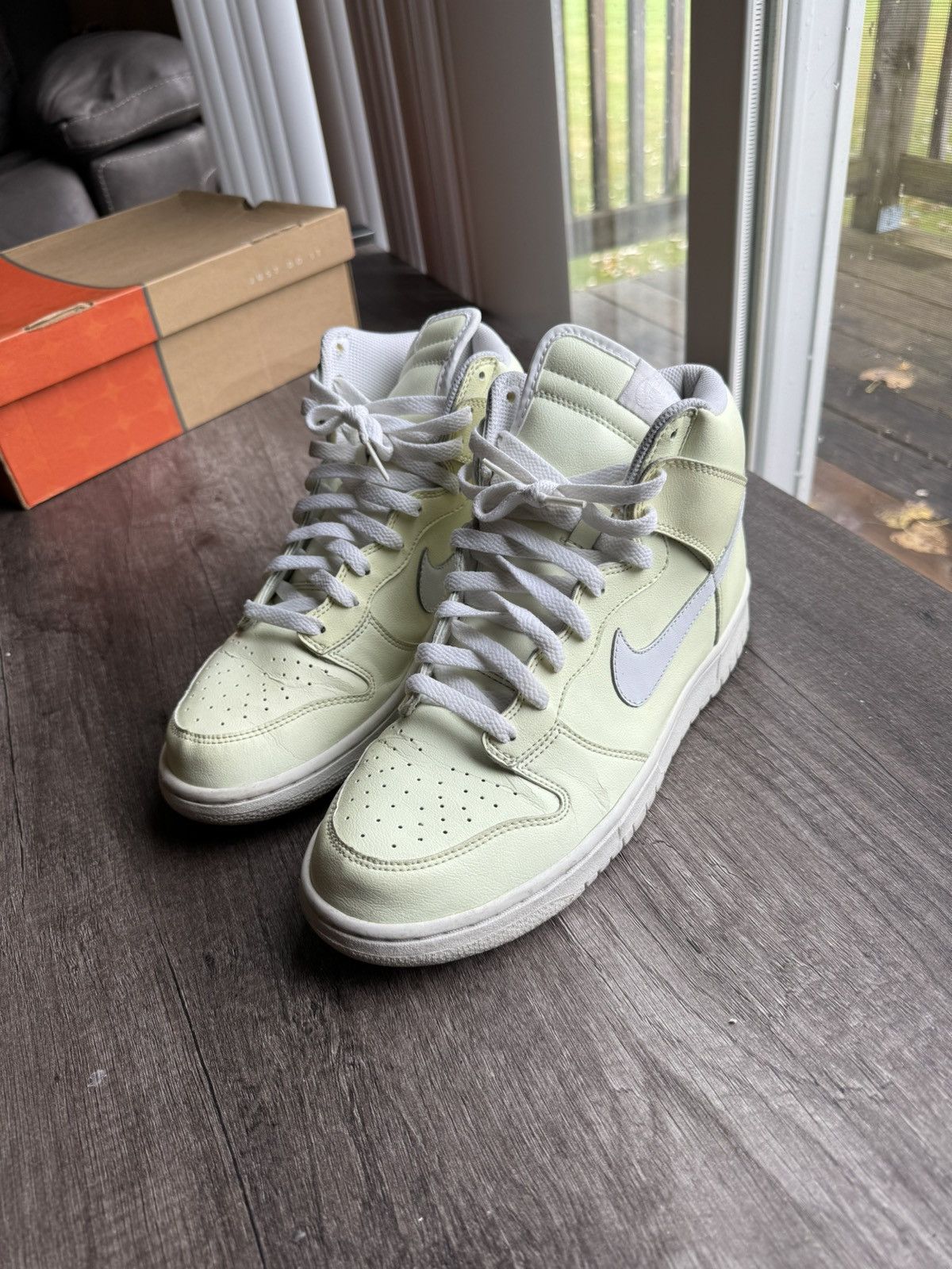 dunk high premium glow in the dark