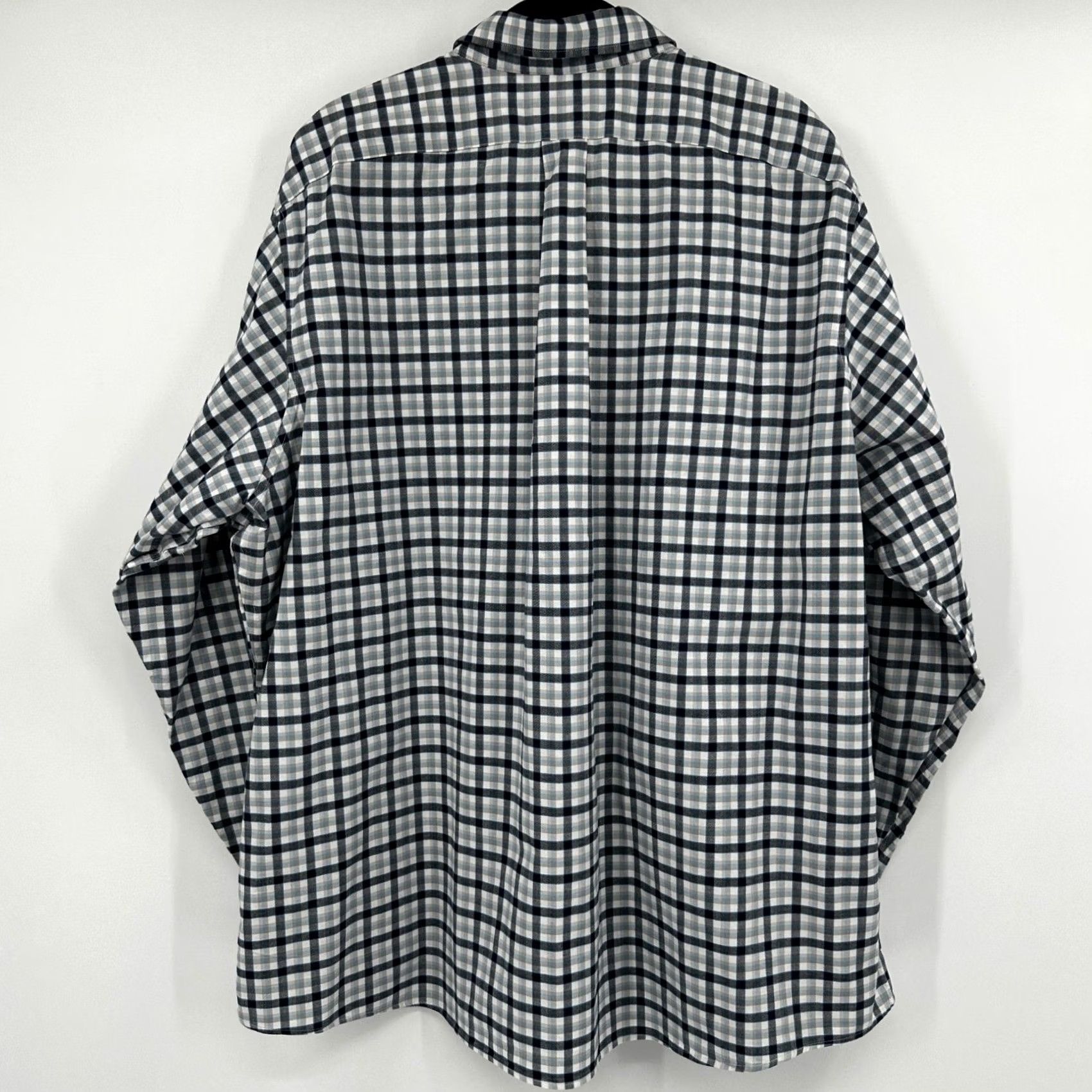 Eddie Bauer Eddie Bauer Mens 2XL Plaid Button-Down Shirt Wrinkle Free Relaxed Fit Navy Grey Size US XXL / EU 58 / 5 - 5 Thumbnail