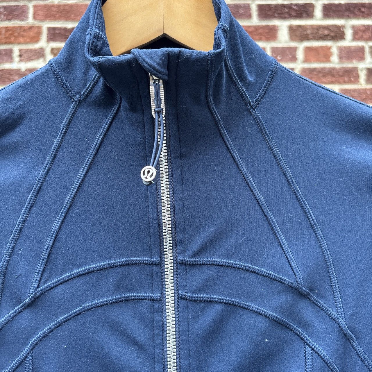 Lululemon lululemon navy blue define cropped jacket Size XS / US 0-2 / IT 36-38 - 2 Thumbnail